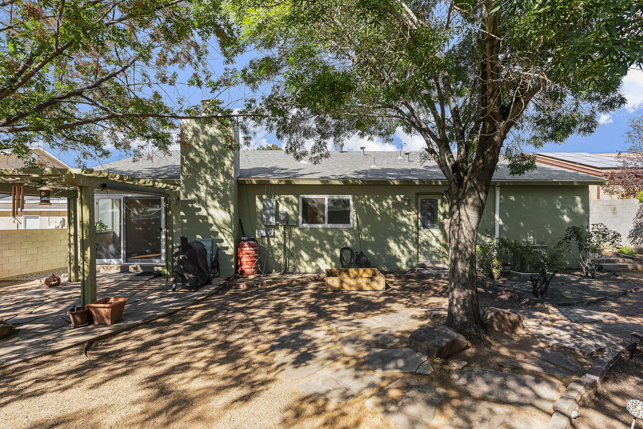 Photo 6 — 8132 Otero Avenue NE