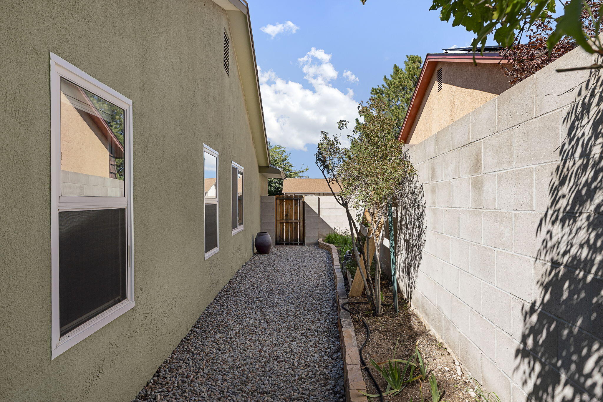 Photo 8 — 8132 Otero Avenue NE
