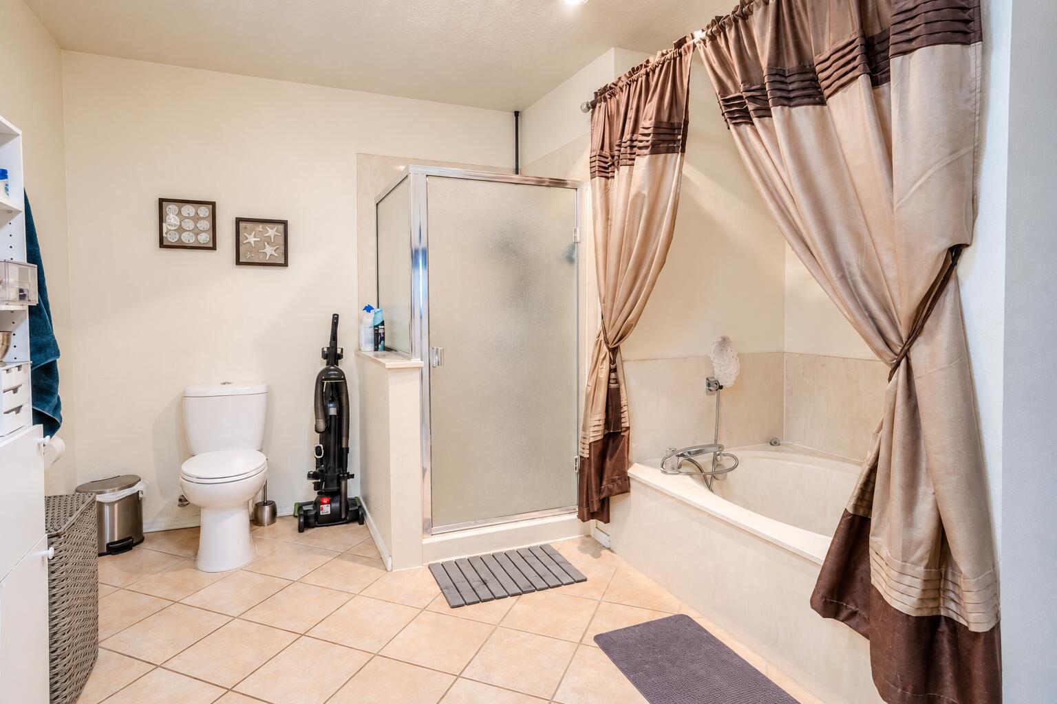 Photo 9 — 3434 Mountainside Parkway NE