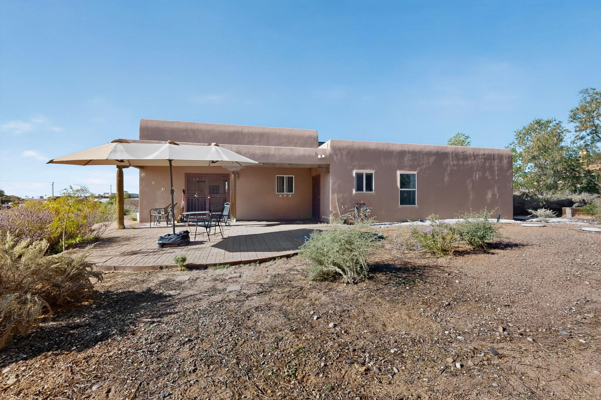 Photo 7 — 5725 Rio Pinos Road NE