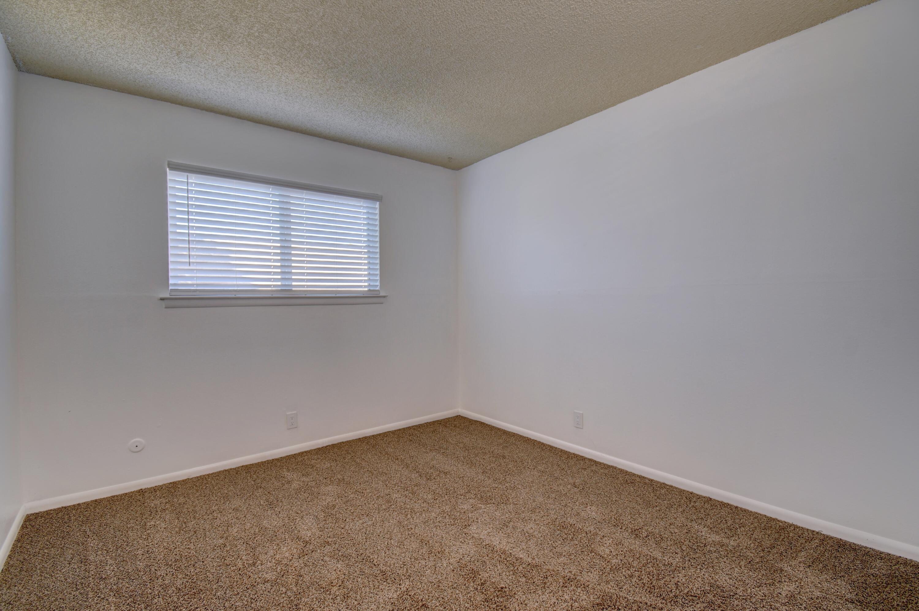 Photo 8 — 12006 Stilwell Place NE APT C