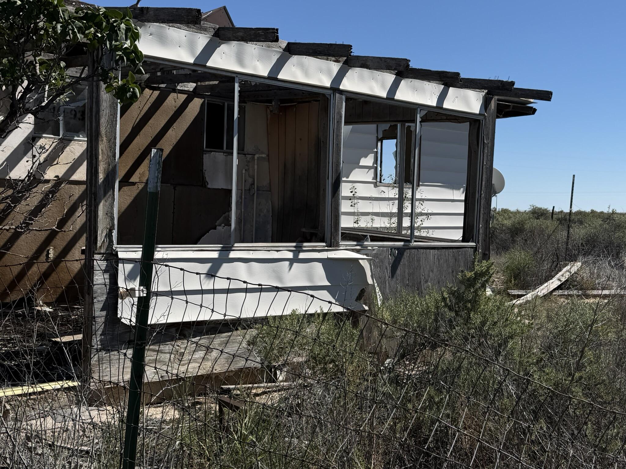 Photo 8 — 12 Borroughs Road