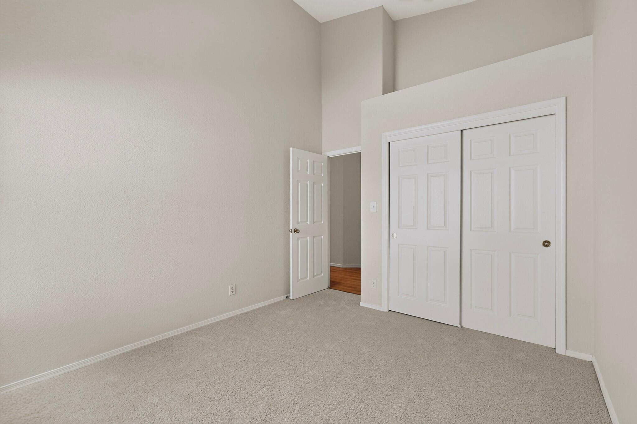 Photo 16 — 6704 Mesa Solana Place NW