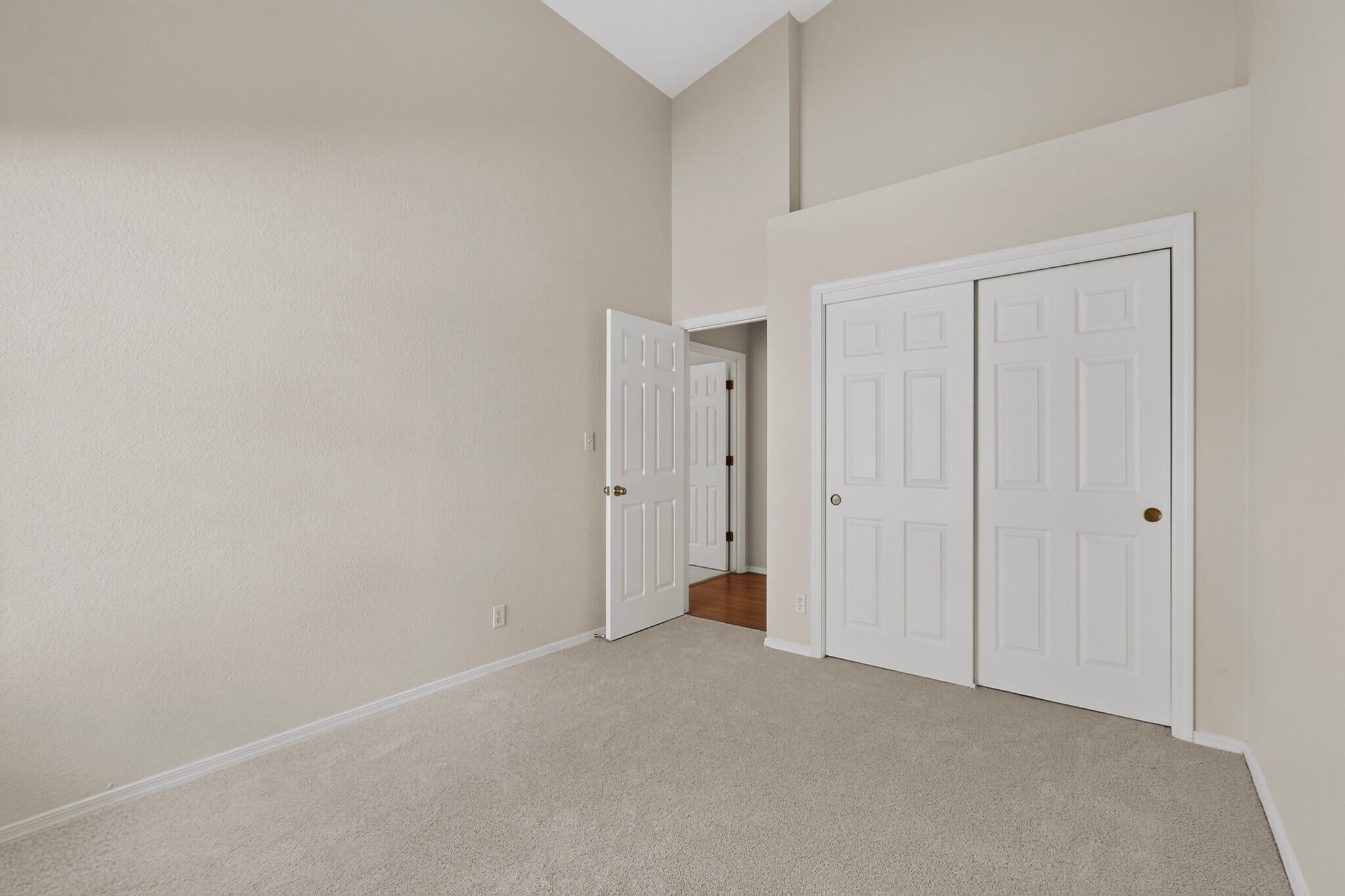 Photo 13 — 6704 Mesa Solana Place NW