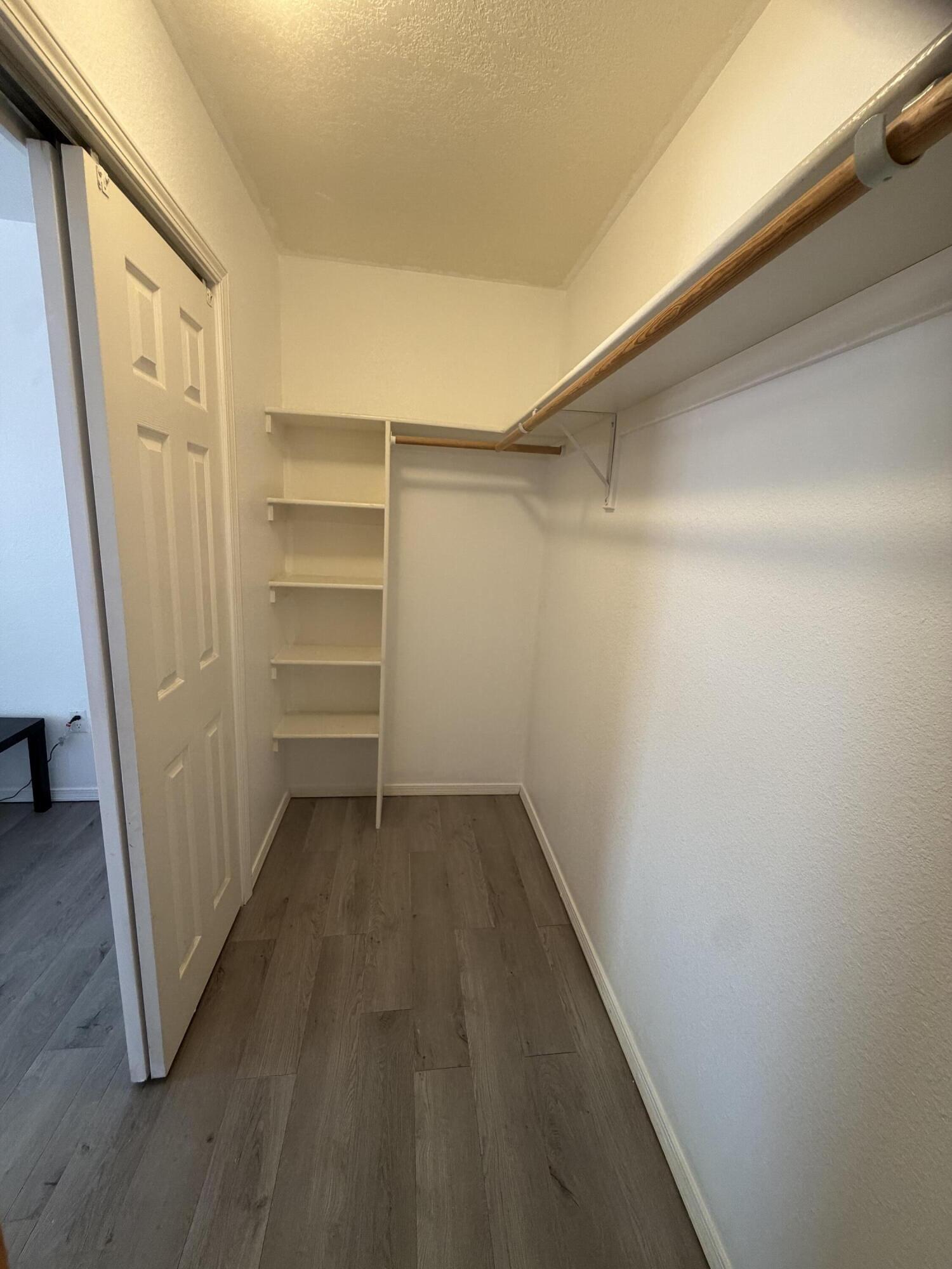 Photo 9 — 3325 21st Avenue SE