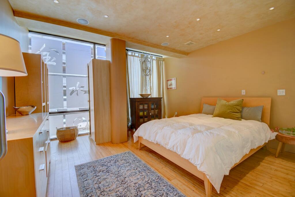 Photo 8 — 220 Copper Avenue NW # 8