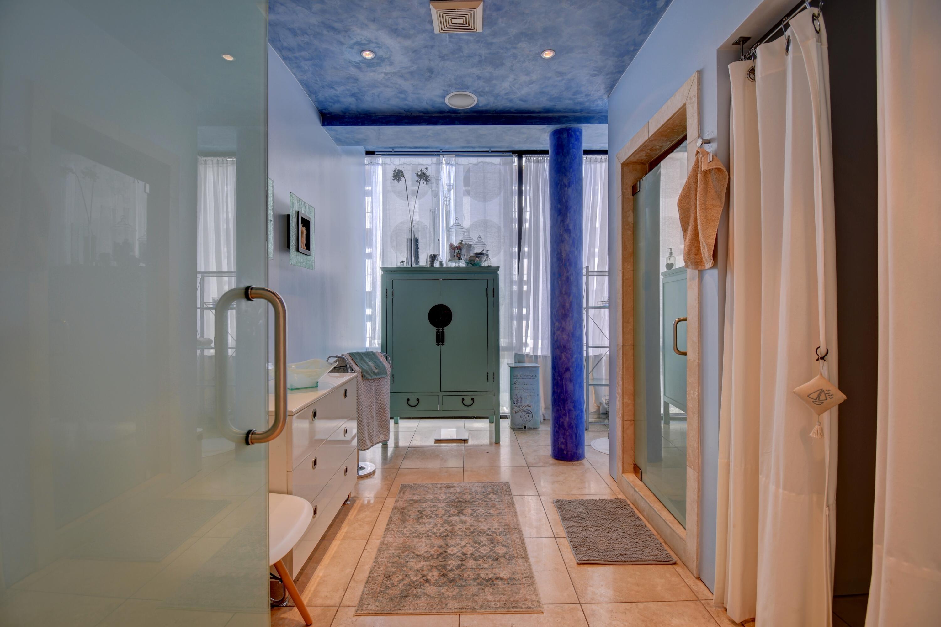 Photo 6 — 220 Copper Avenue NW # 8