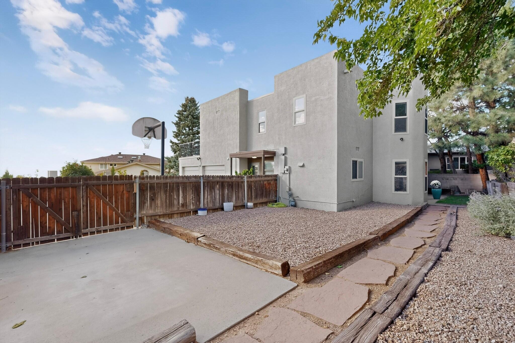Photo 11 — 13316 Desert Flower Place NE