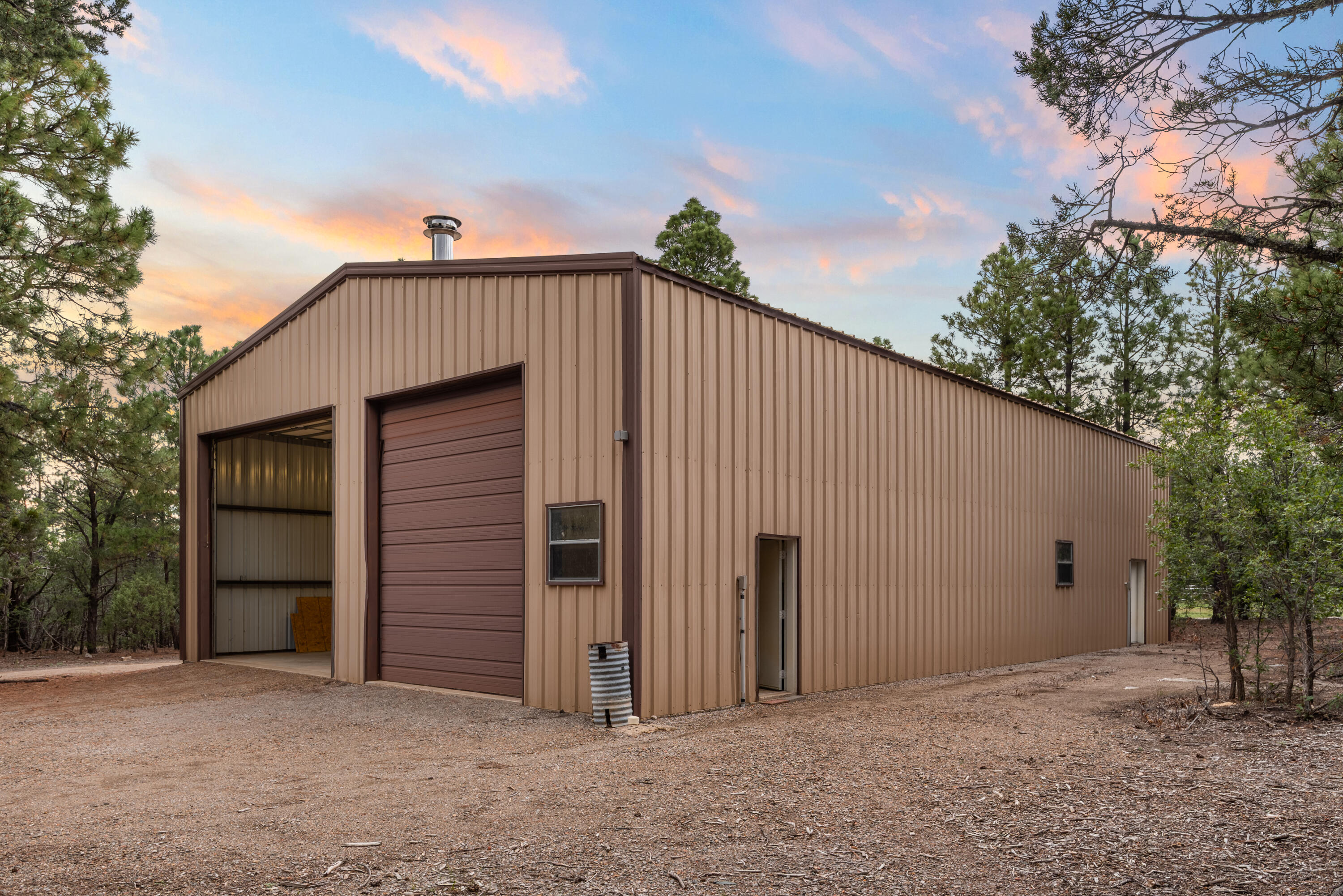 Photo 13 — 32 Bobolink Lane