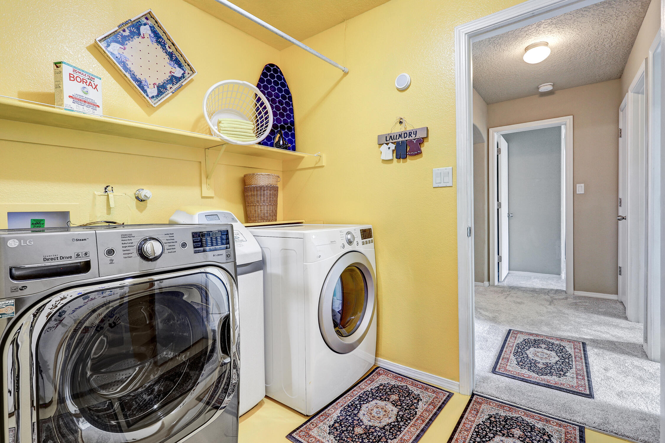 Photo 8 — 758 Redwood Street SW