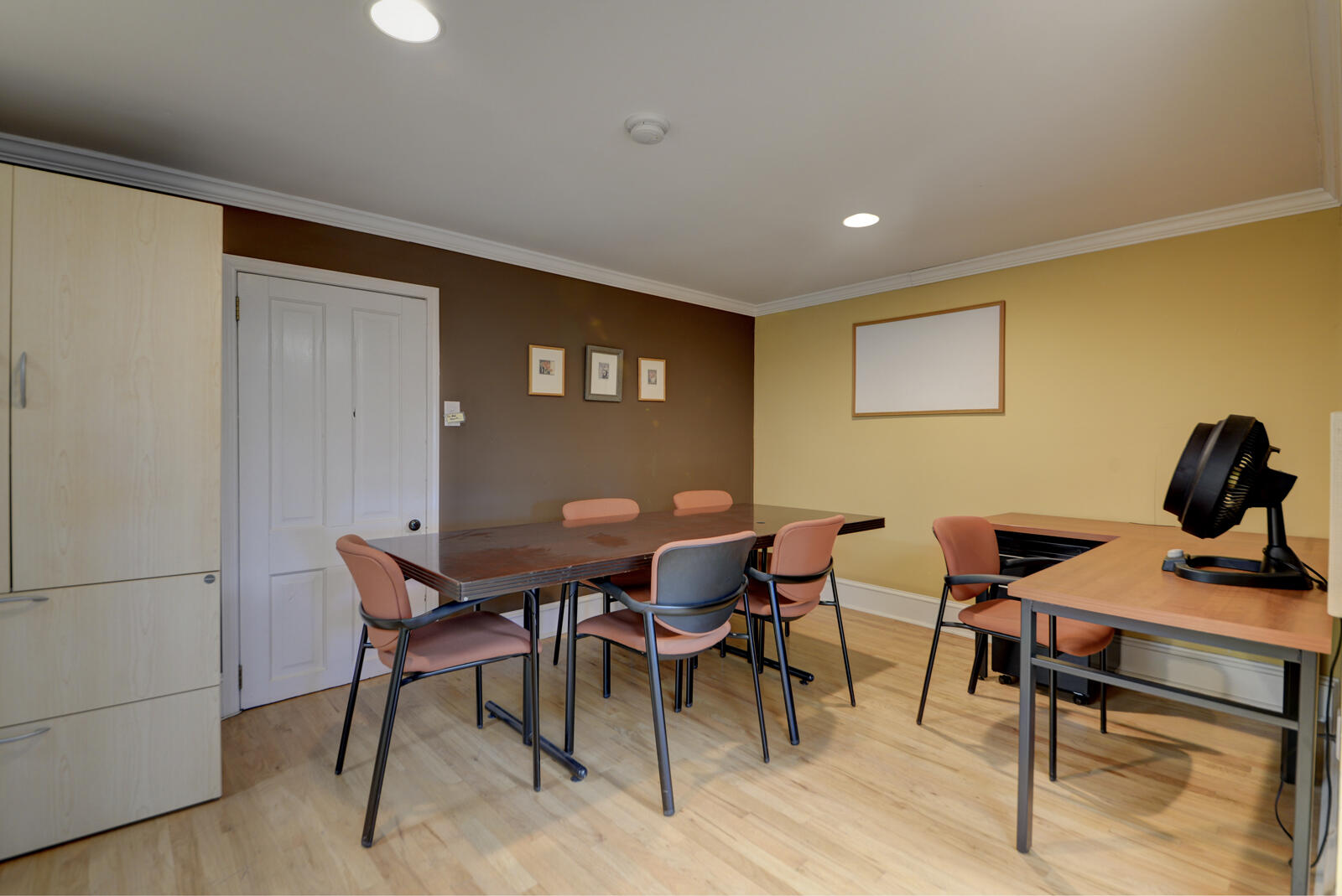 Photo 14 — 909 Copper Avenue NW