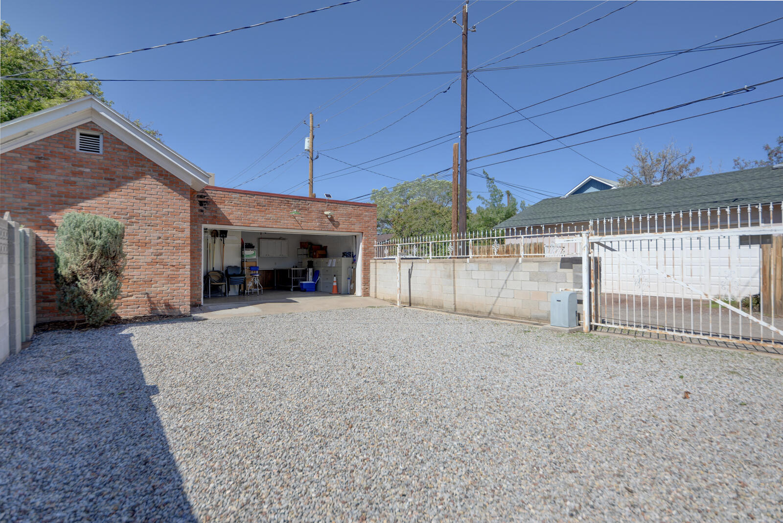 Photo 10 — 909 Copper Avenue NW