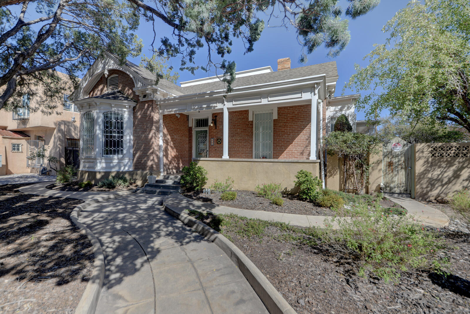Photo 6 — 909 Copper Avenue NW