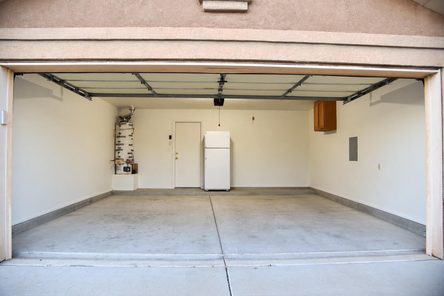 Photo 16 — 7619 Greywolf Road SW