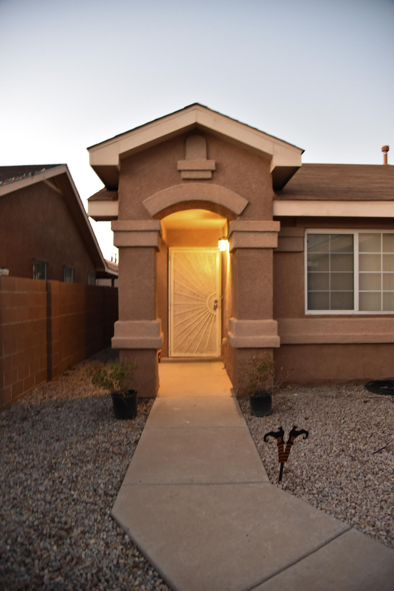 Photo 2 — 7619 Greywolf Road SW