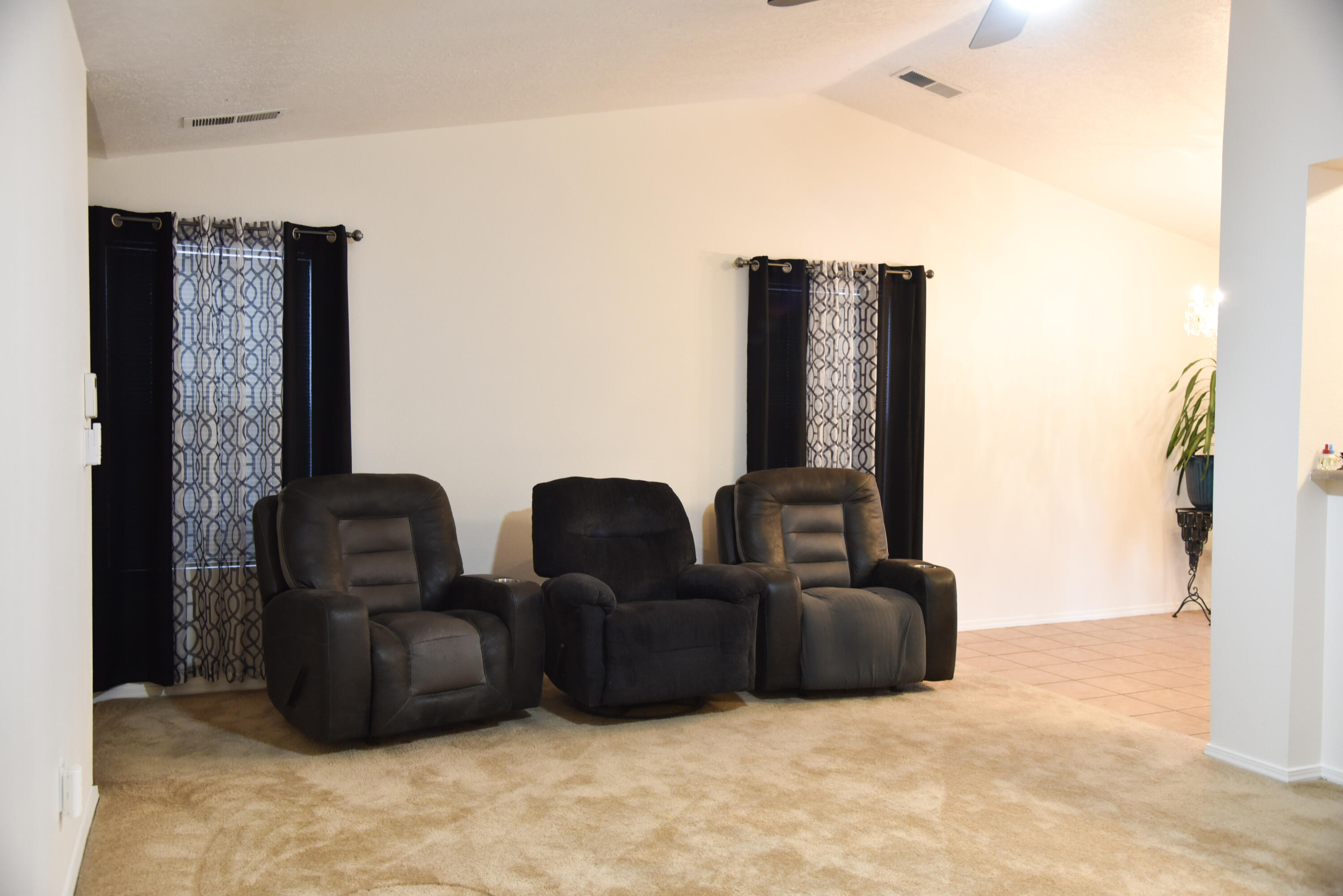 Photo 6 — 7619 Greywolf Road SW
