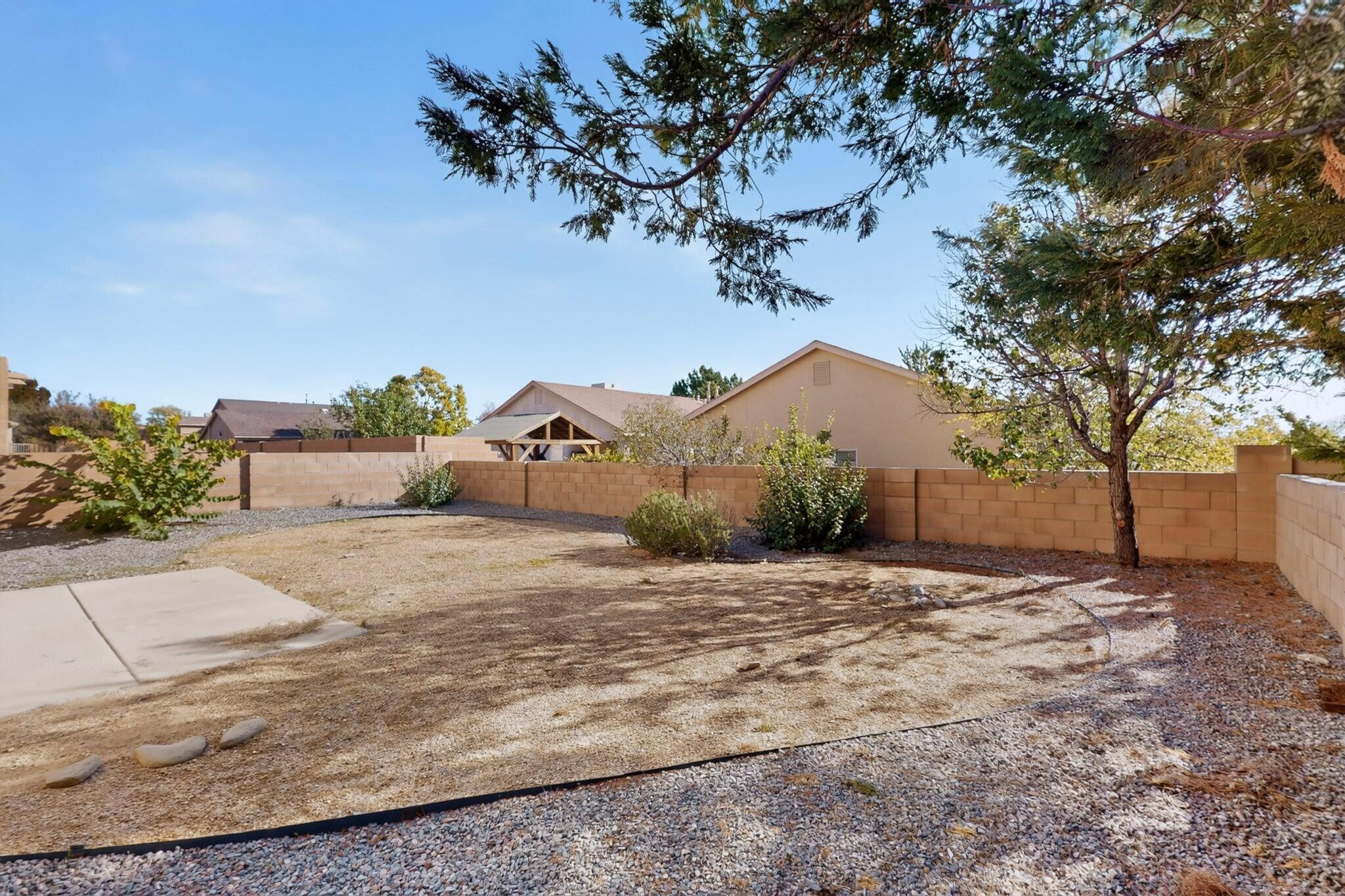 Photo 12 — 672 Peaceful Meadows Drive NE