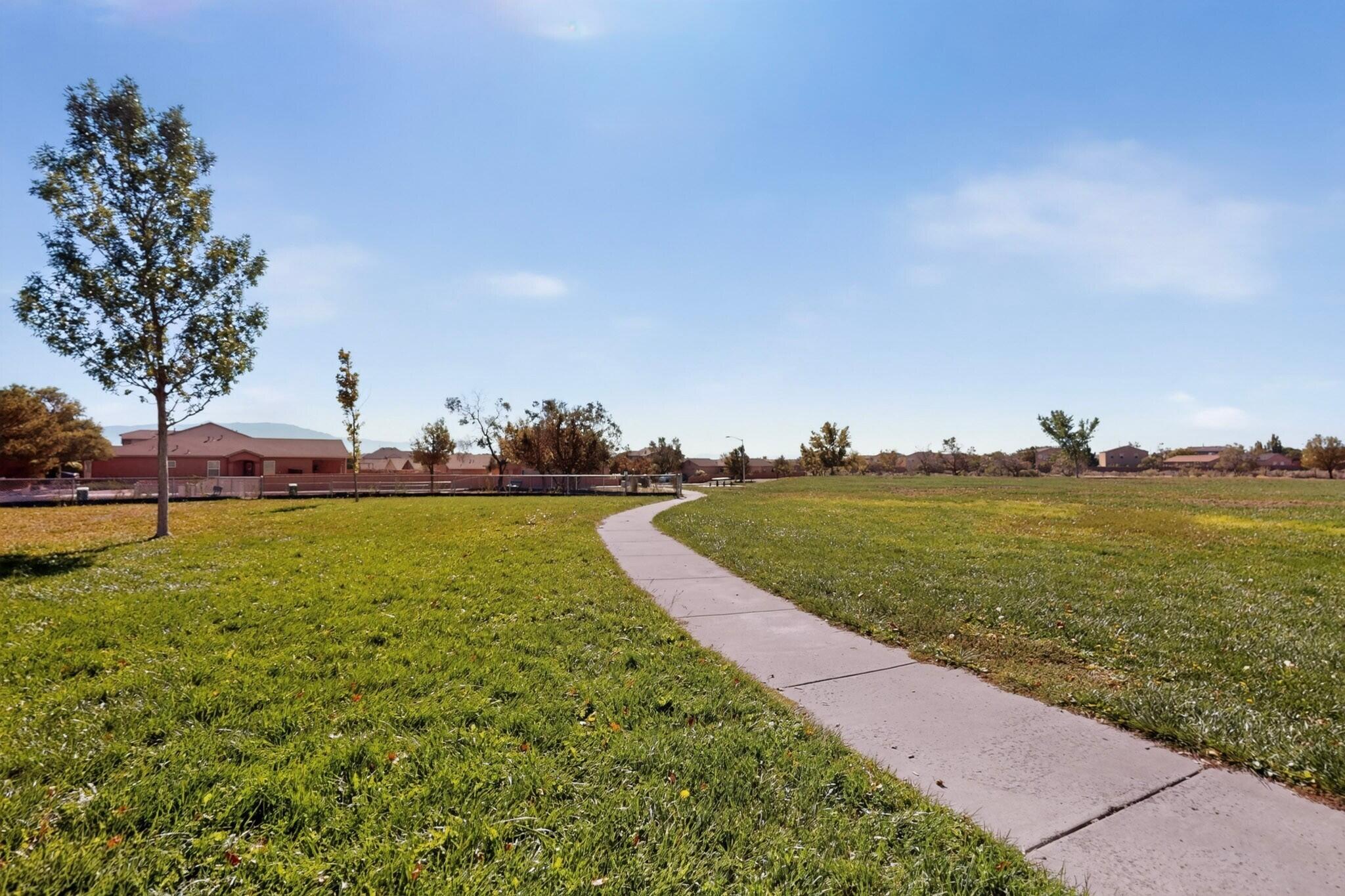 Photo 15 — 672 Peaceful Meadows Drive NE