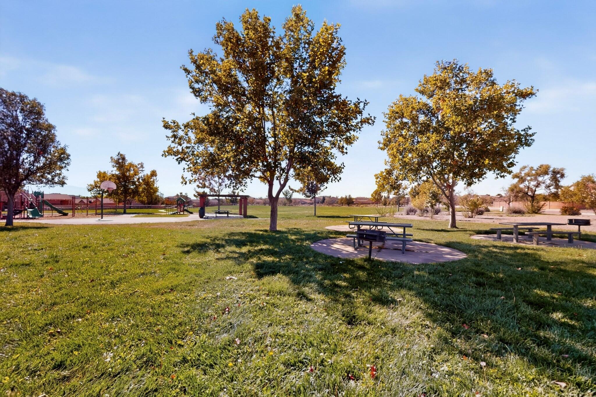 Photo 16 — 672 Peaceful Meadows Drive NE