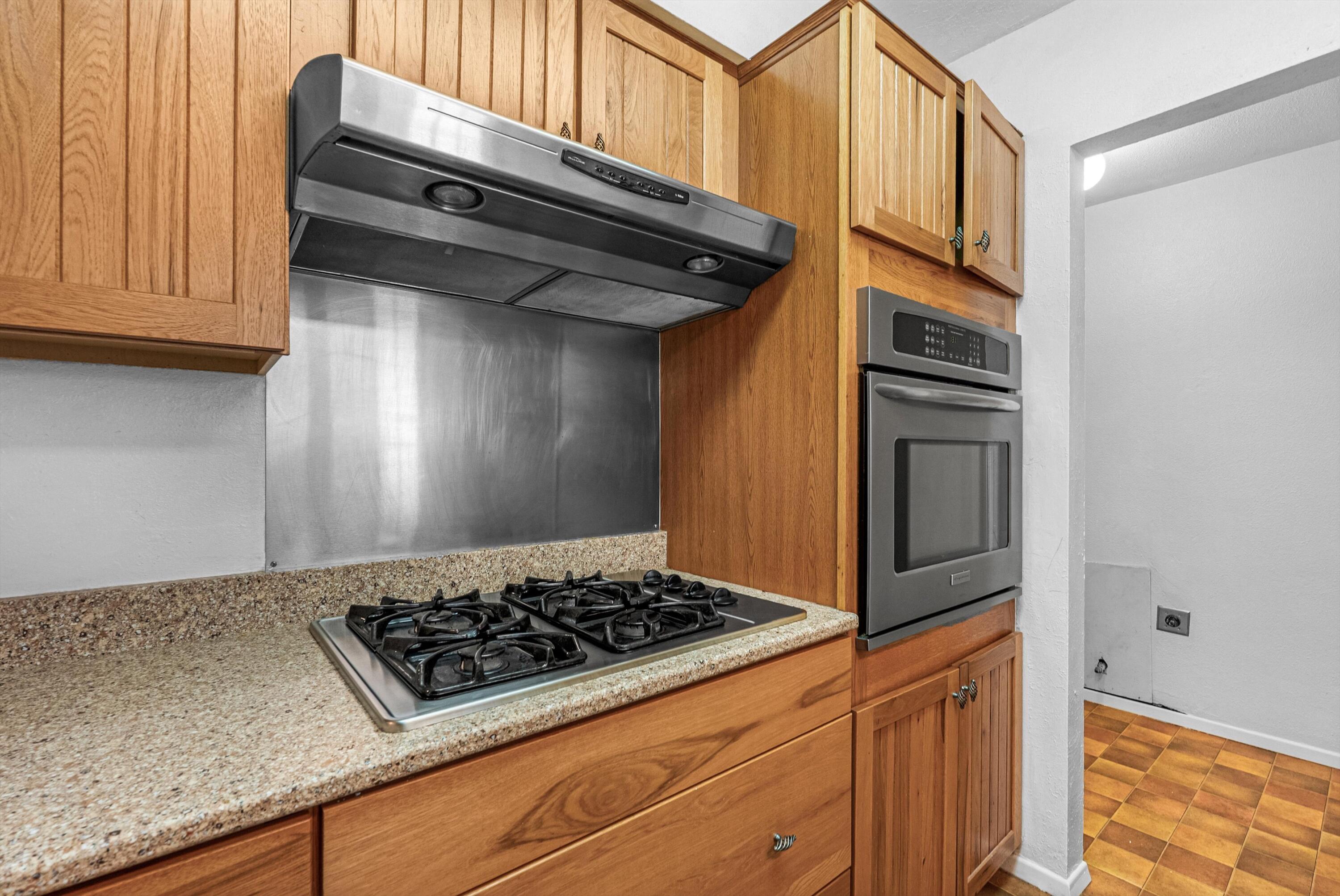 Photo 4 — 11205 Chico Road NE