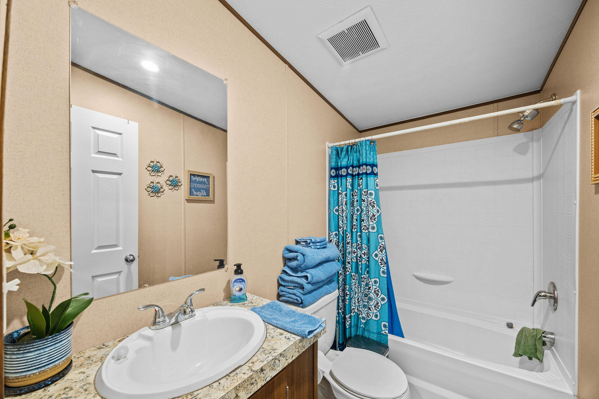 Photo 20 — 809 Maple Avenue