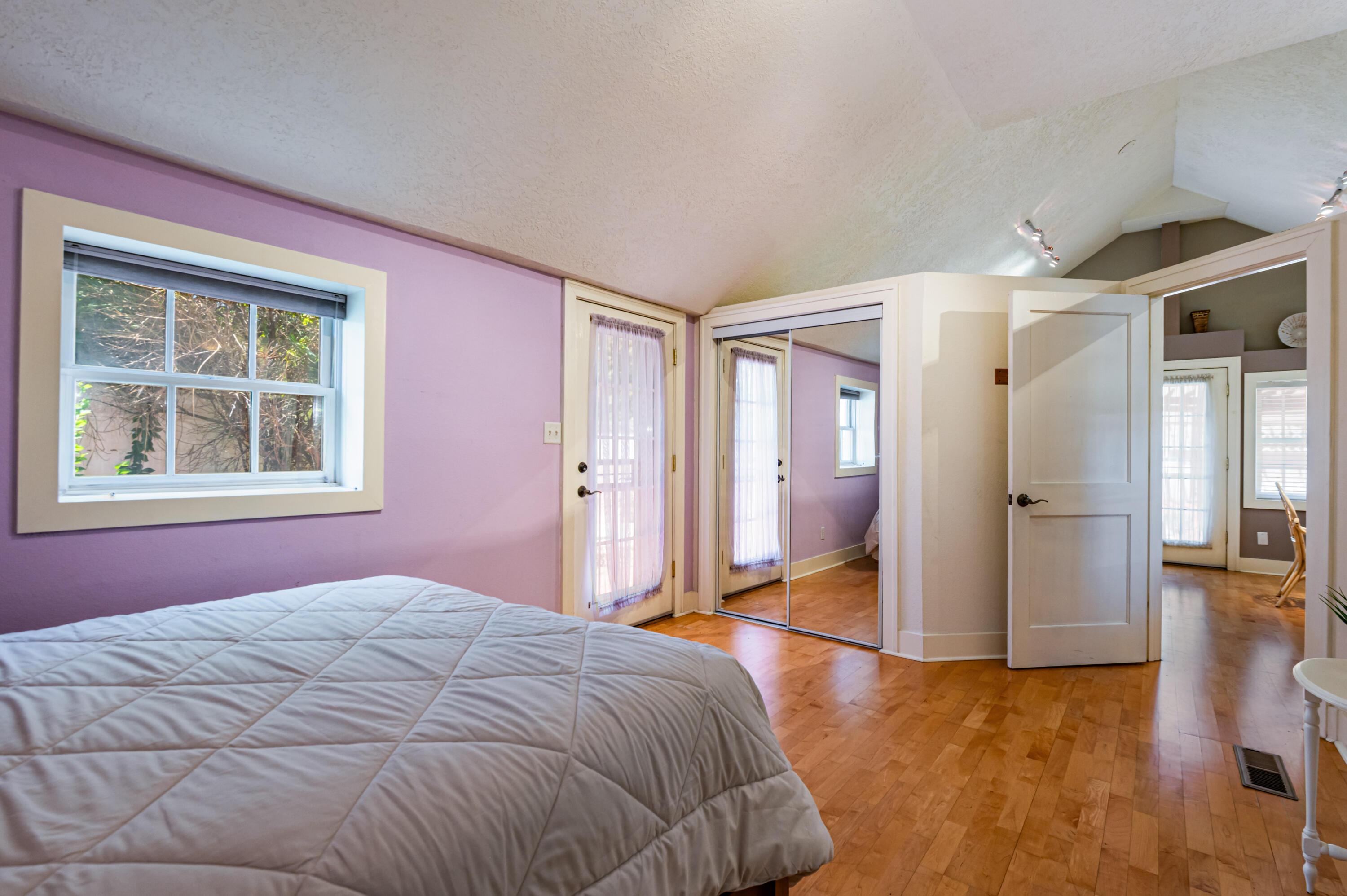 Photo 8 — 1309 Ridgecrest Drive SE