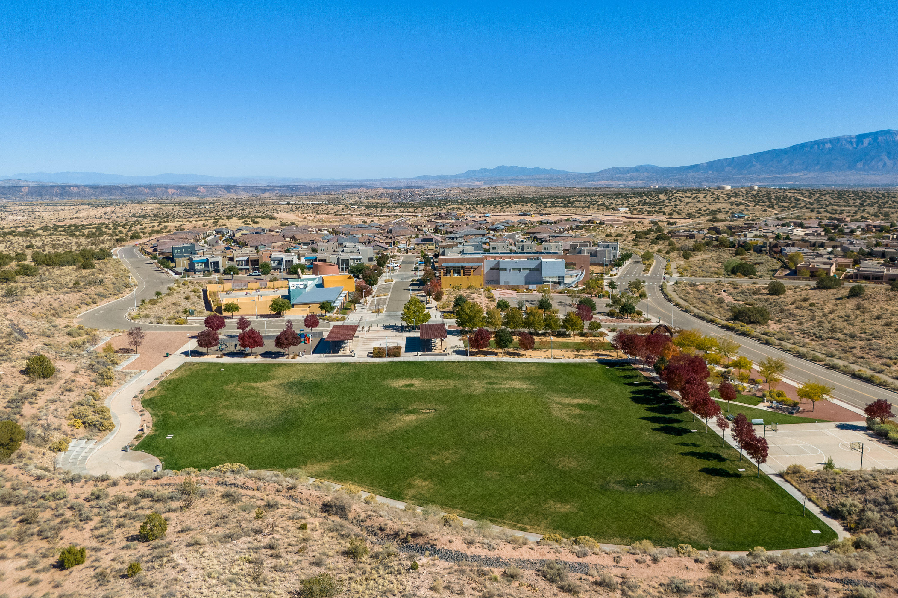 Photo 17 — 6105 Santa Fe Trail Drive NE