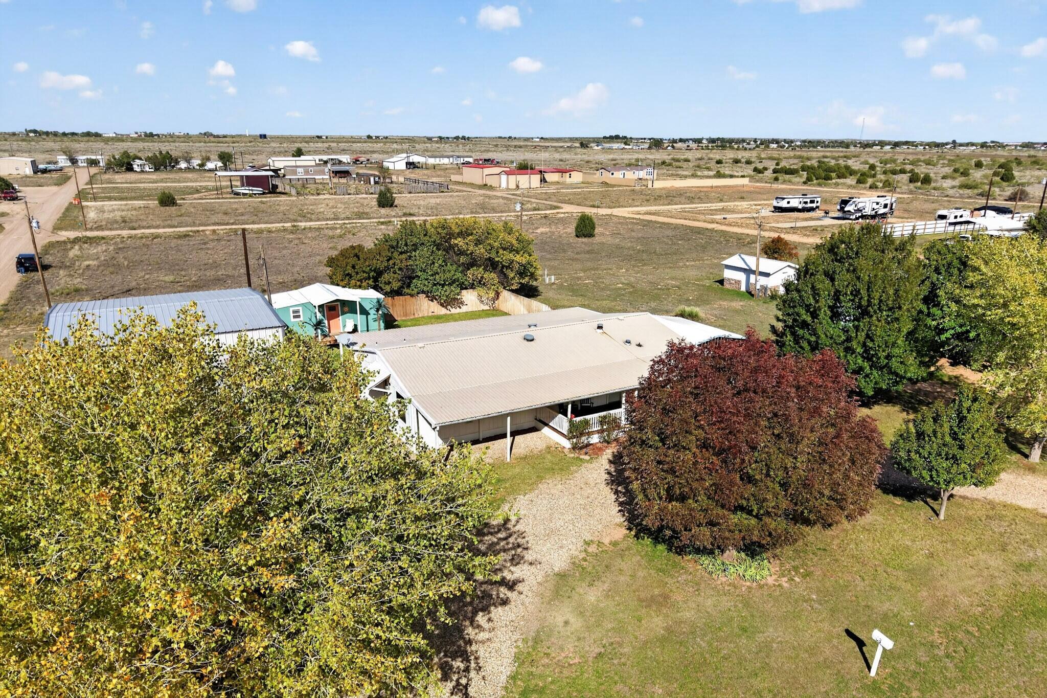 Photo 14 — 703 540 Loop Loop