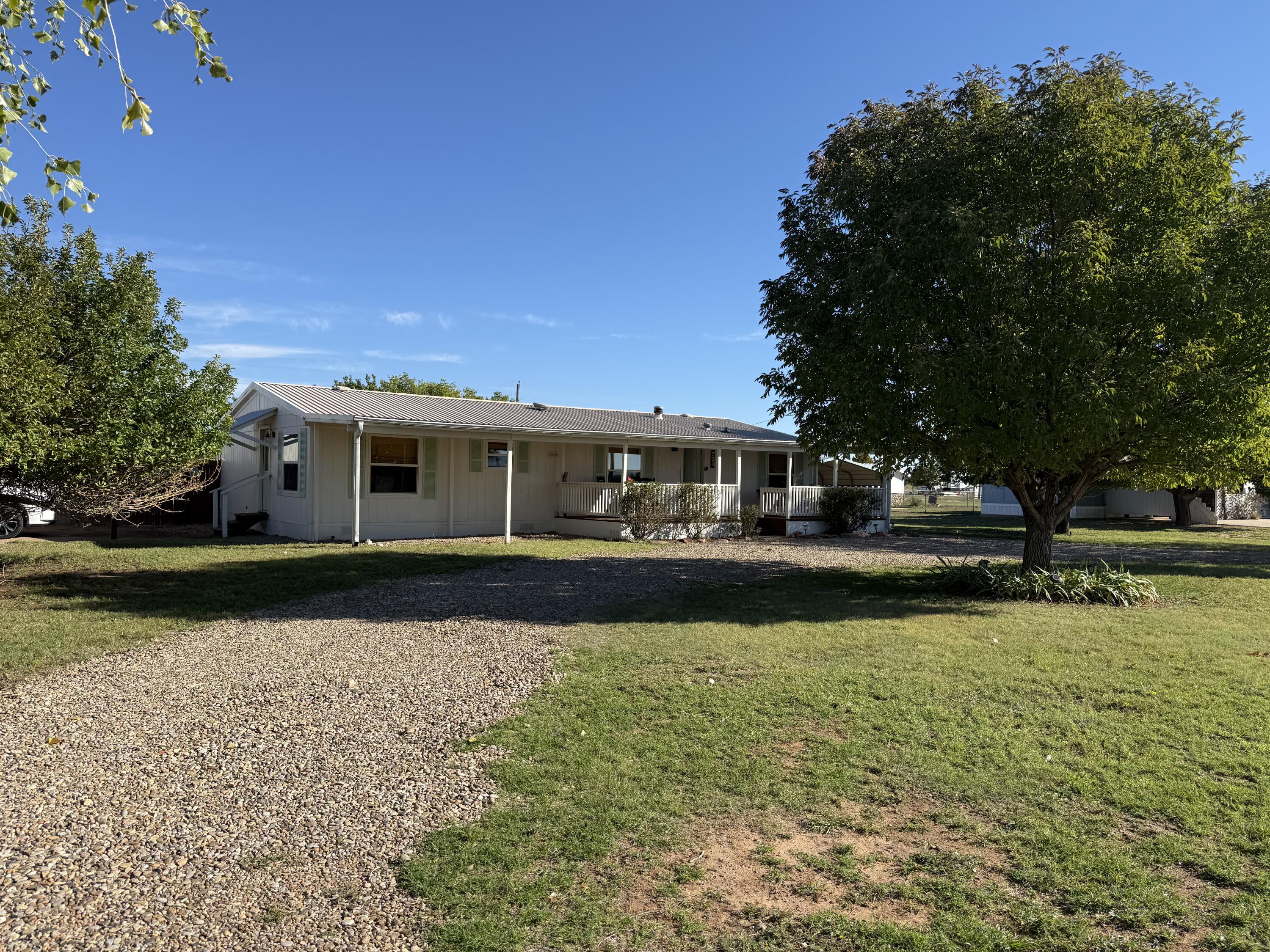 Photo 8 — 703 540 Loop Loop