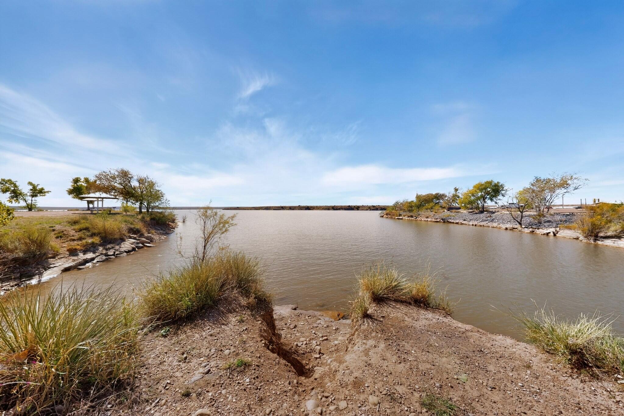 Photo 4 — 703 540 Loop Loop