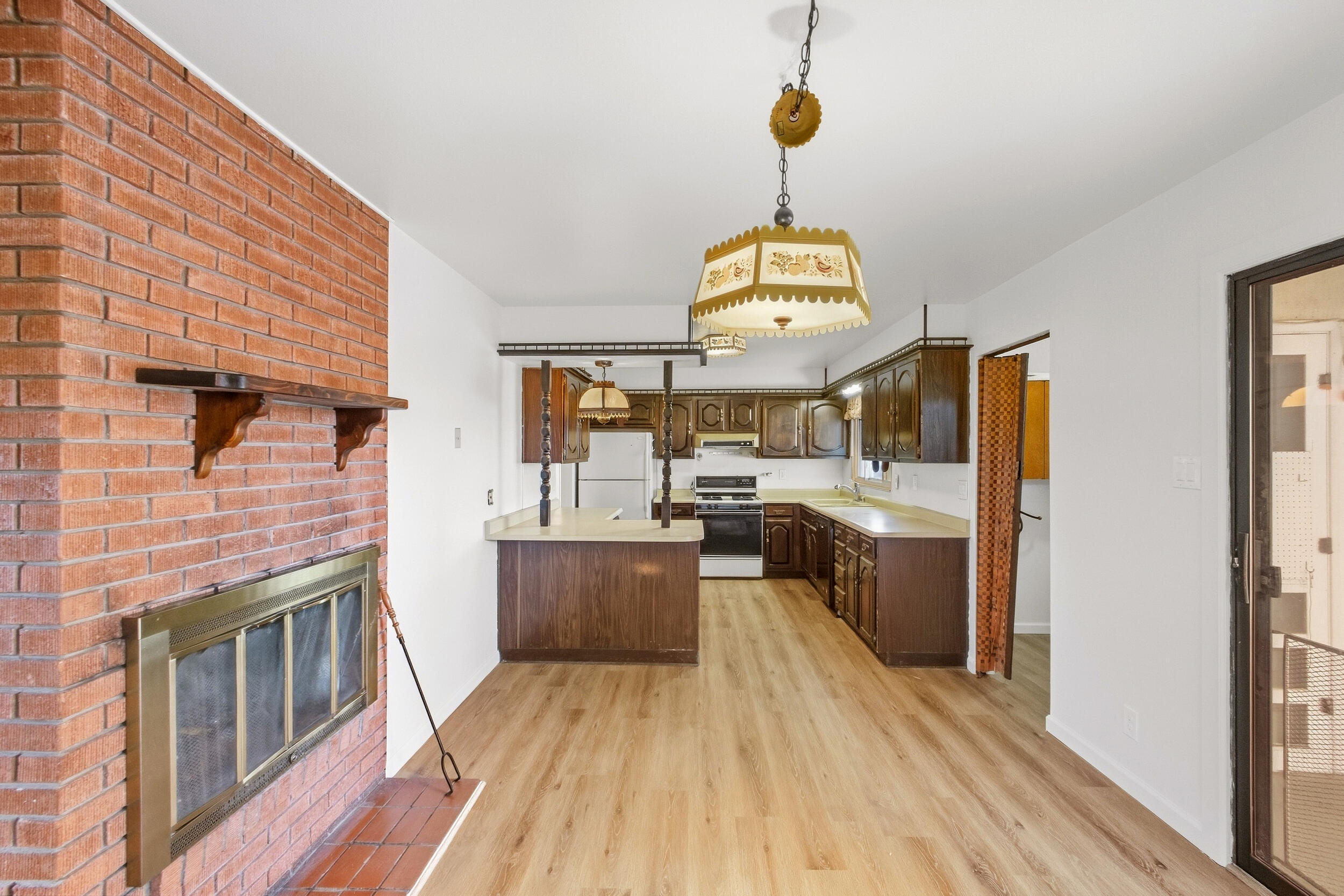 Photo 16 — 1513 Elizabeth Street NE