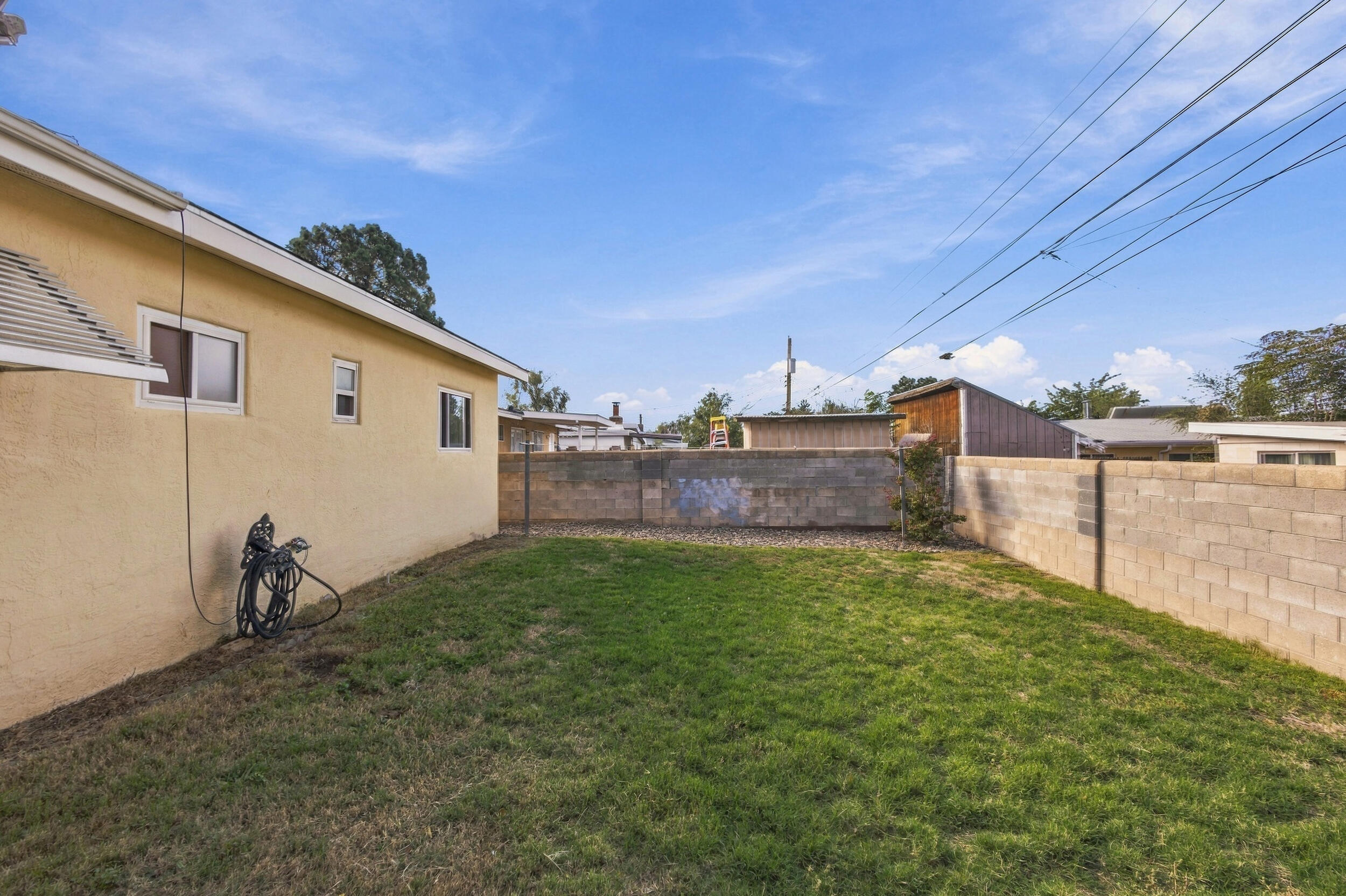 Photo 6 — 1513 Elizabeth Street NE