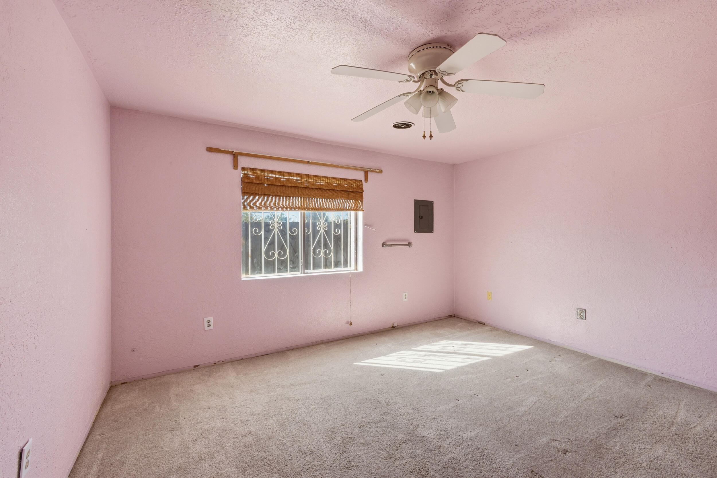 Photo 8 — 4707 Coors Boulevard SW