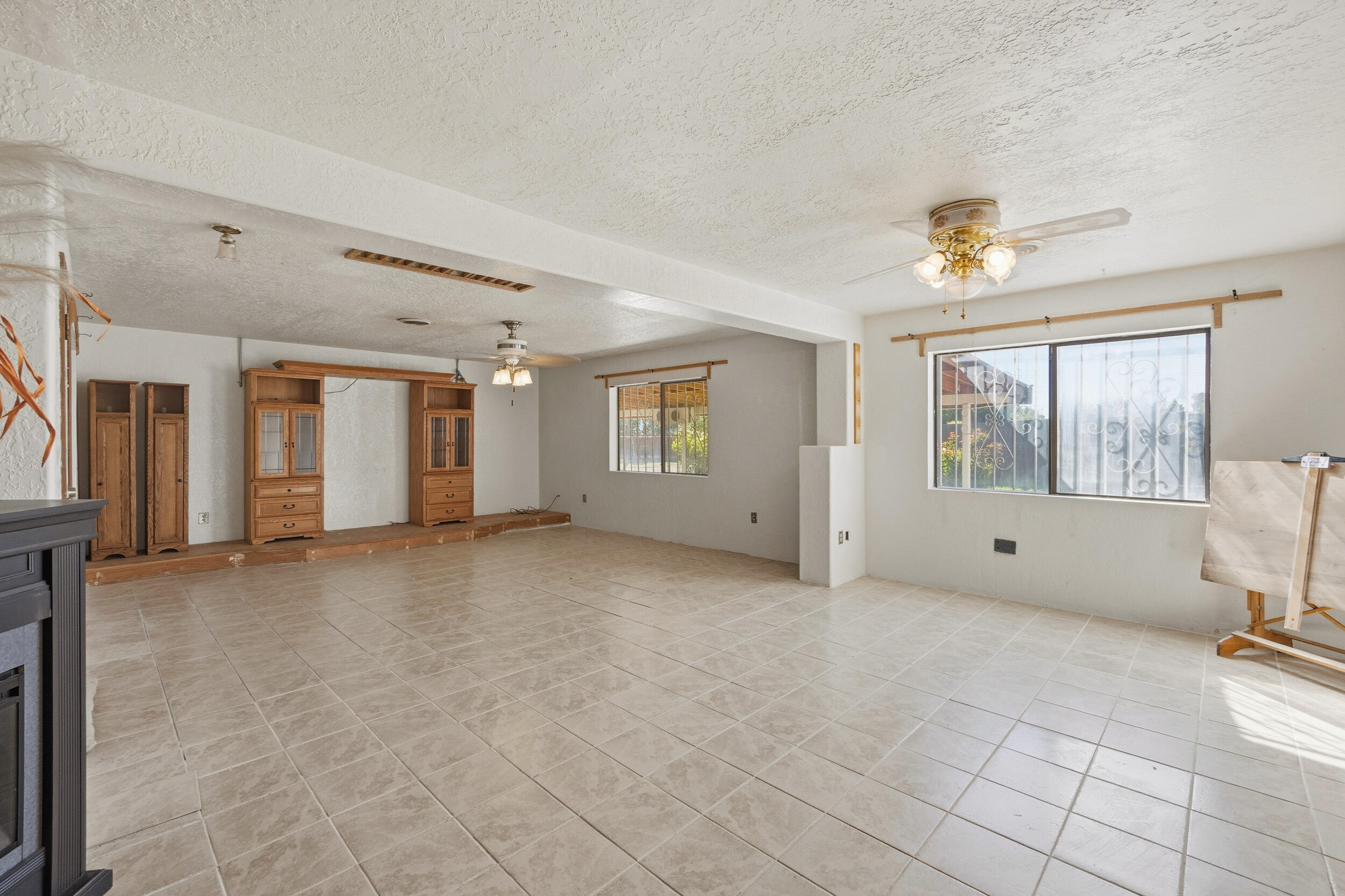 Photo 6 — 4707 Coors Boulevard SW