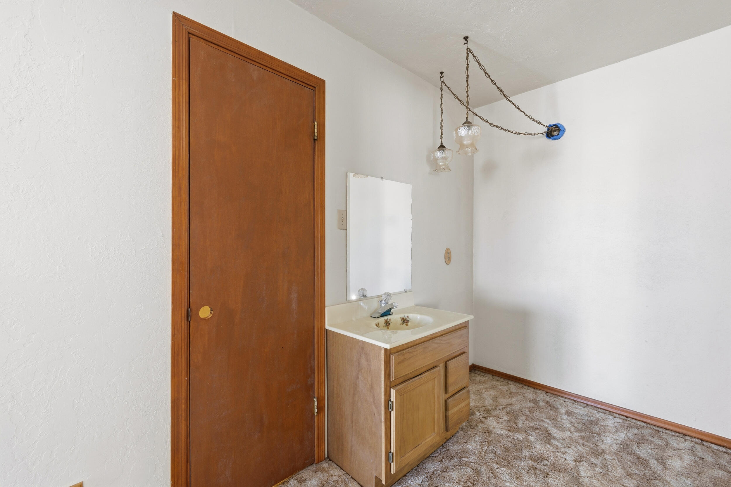 Photo 3 — 4707 Coors Boulevard SW