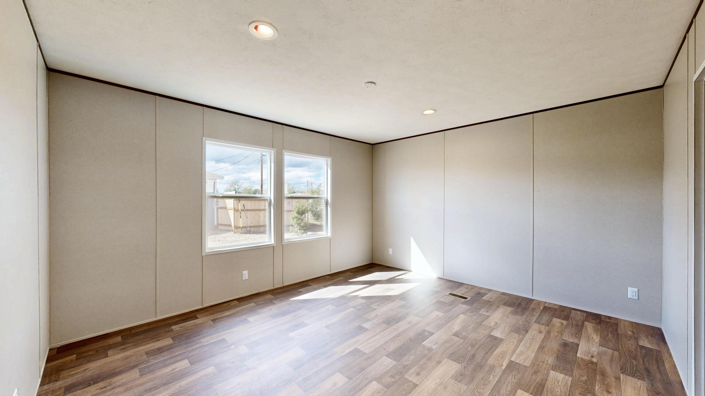 Photo 19 — 807 Maple Avenue