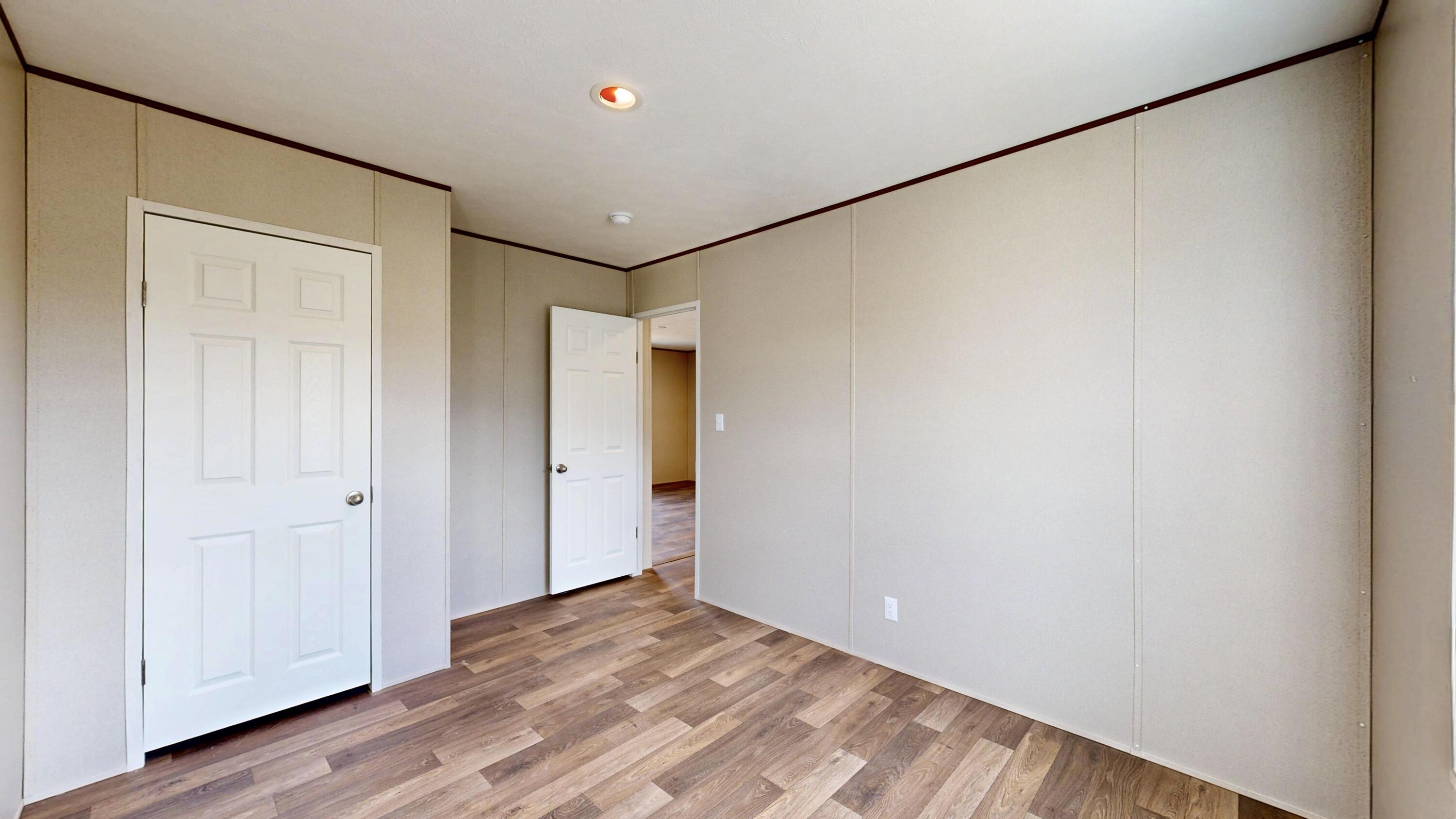 Photo 10 — 807 Maple Avenue
