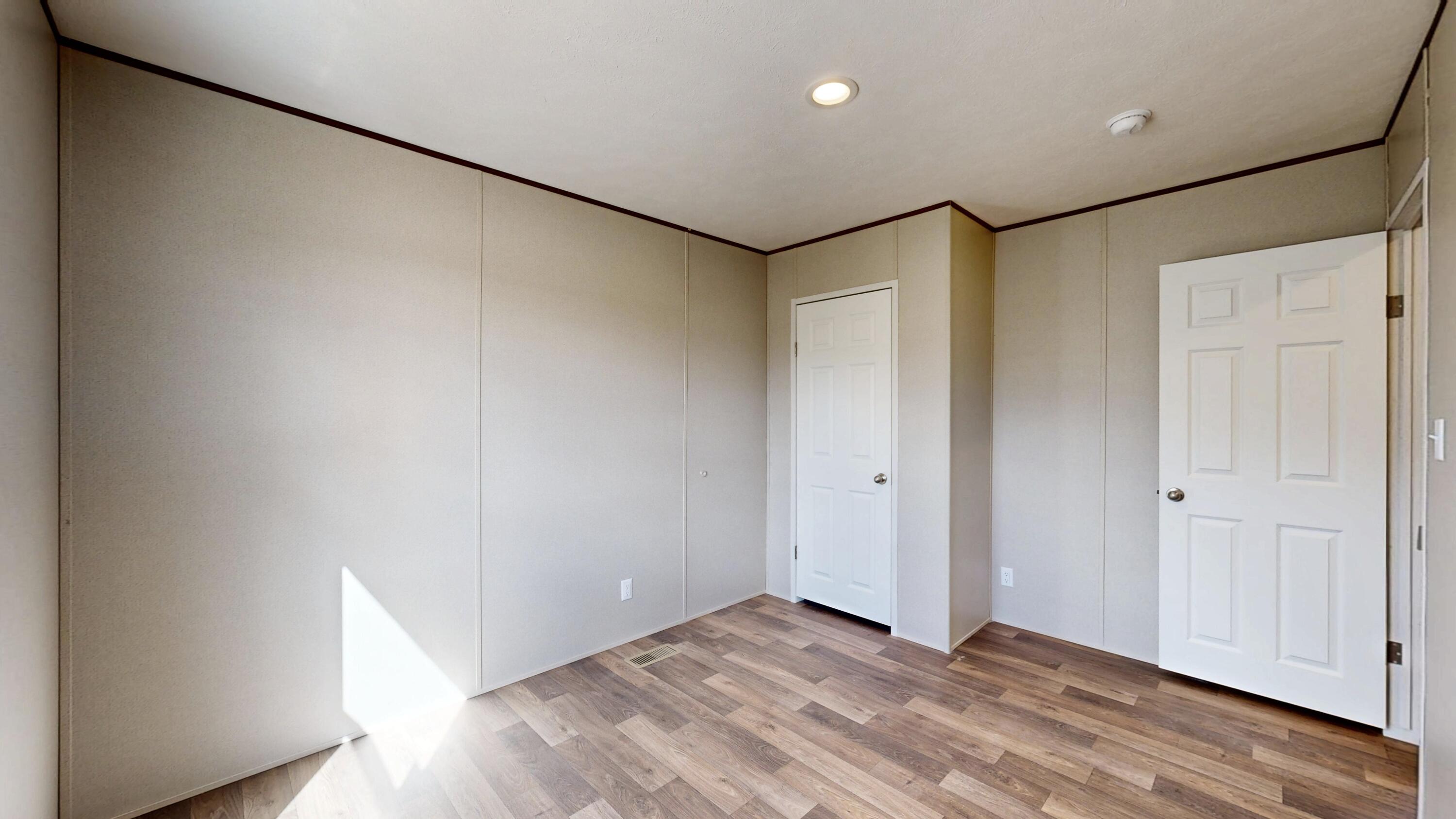 Photo 7 — 807 Maple Avenue