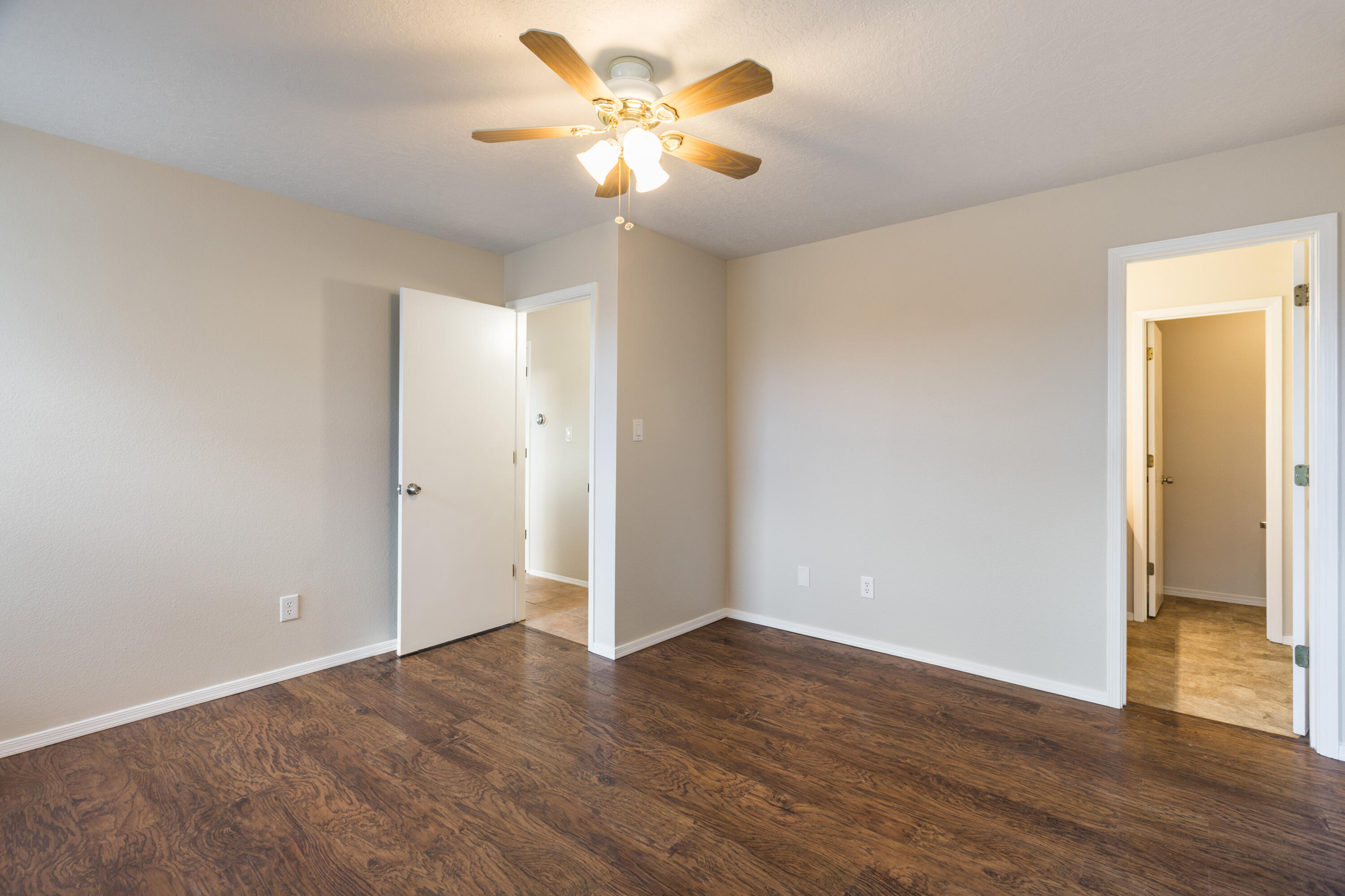 Photo 17 — 6705 Lamy Street NW