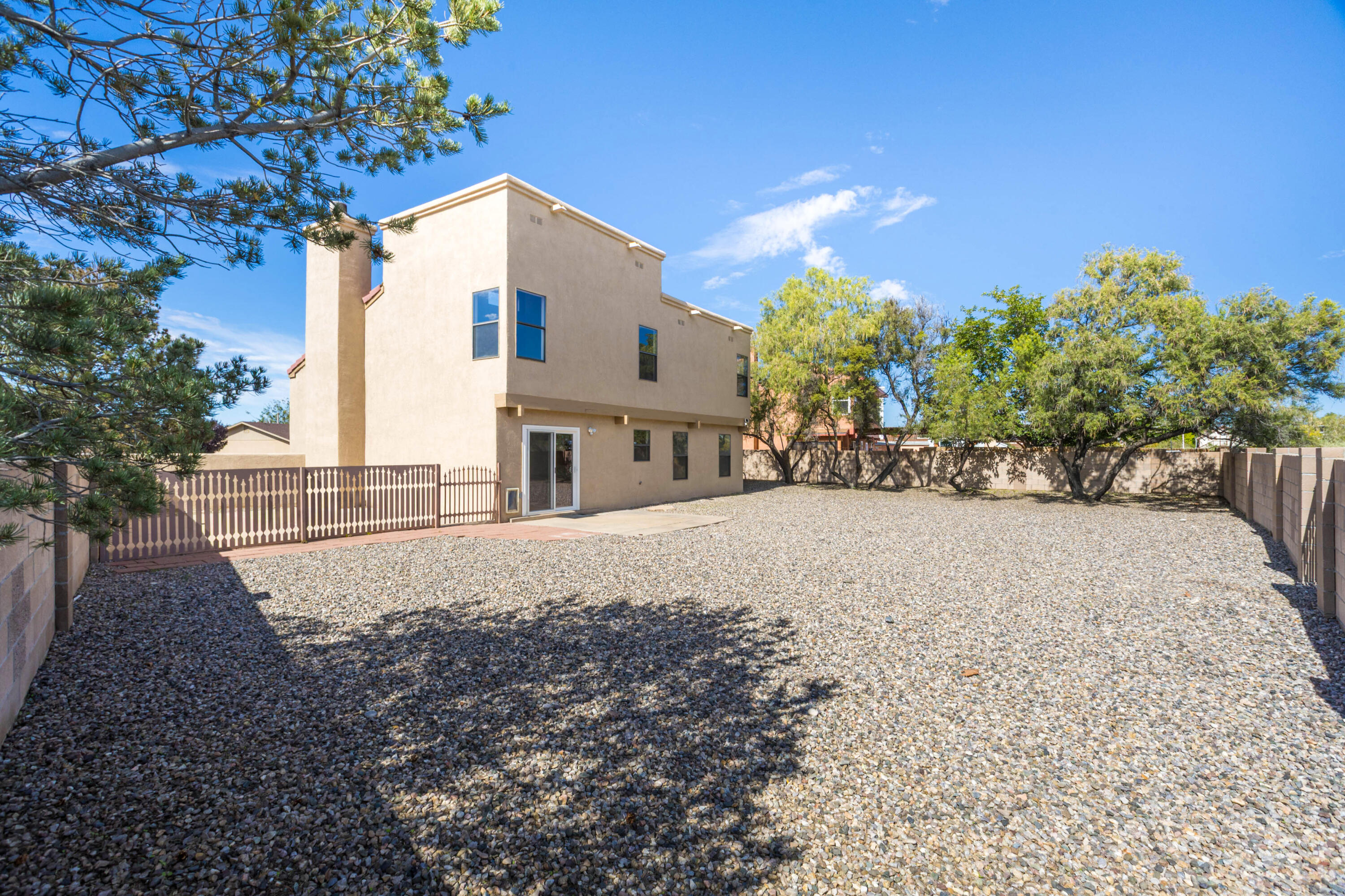 Photo 4 — 6705 Lamy Street NW