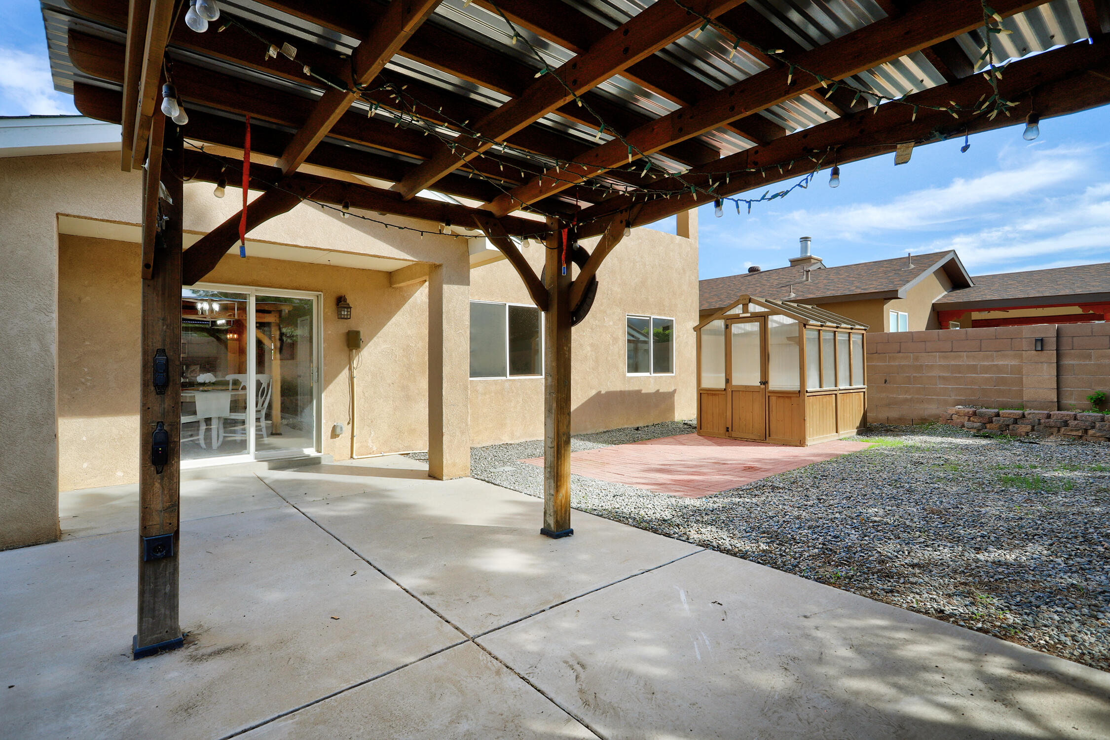 Photo 4 — 10515 Country Manor Place NW