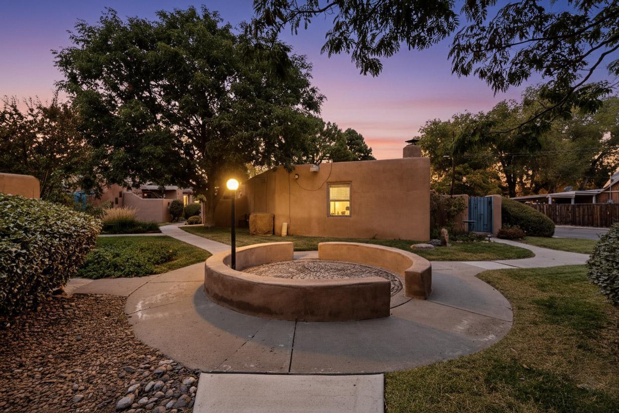 Photo 4 — 3939 Rio Grande Boulevard NW UNIT 1