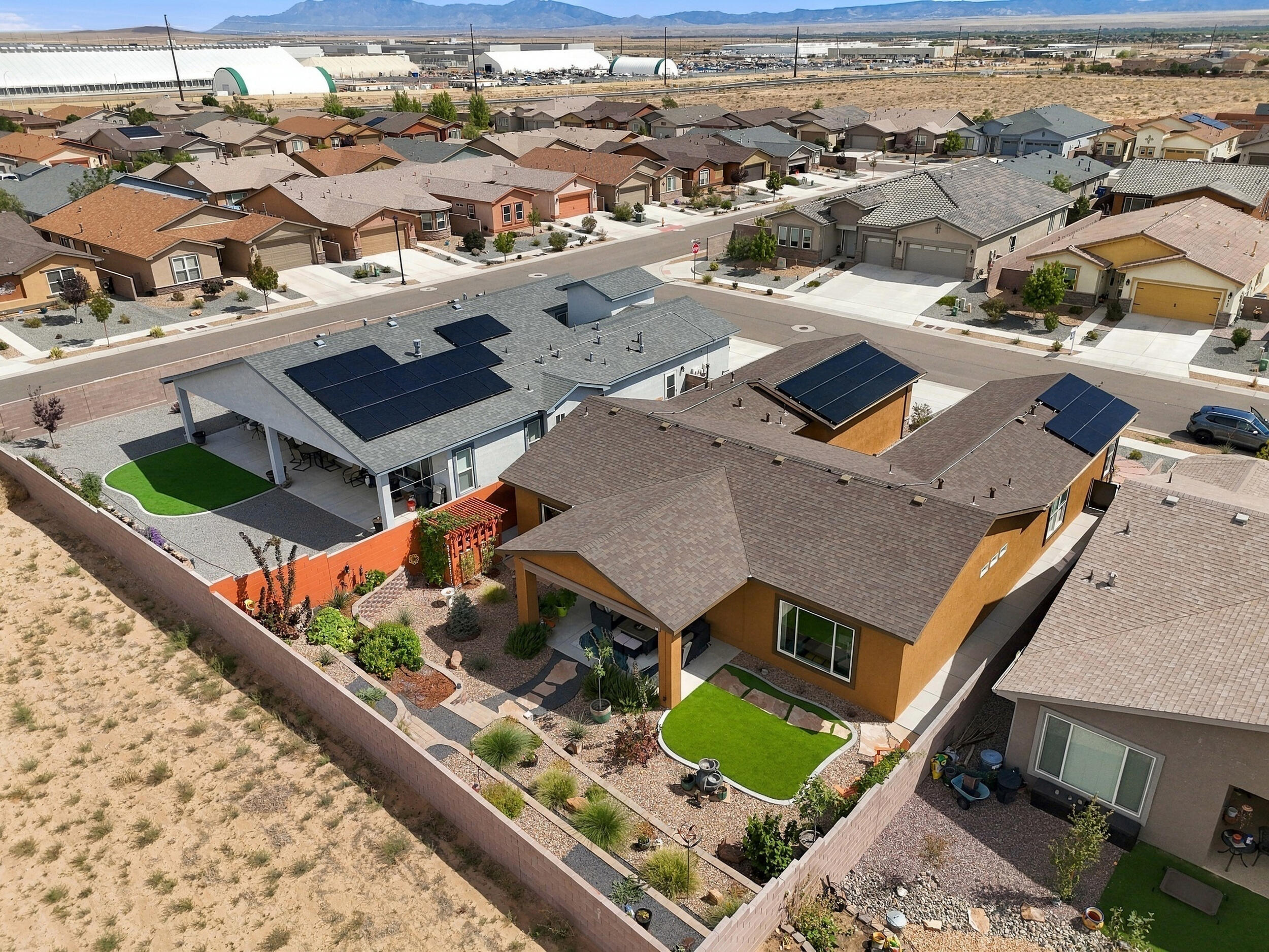 Photo 12 — 481 Pecos River Road SW