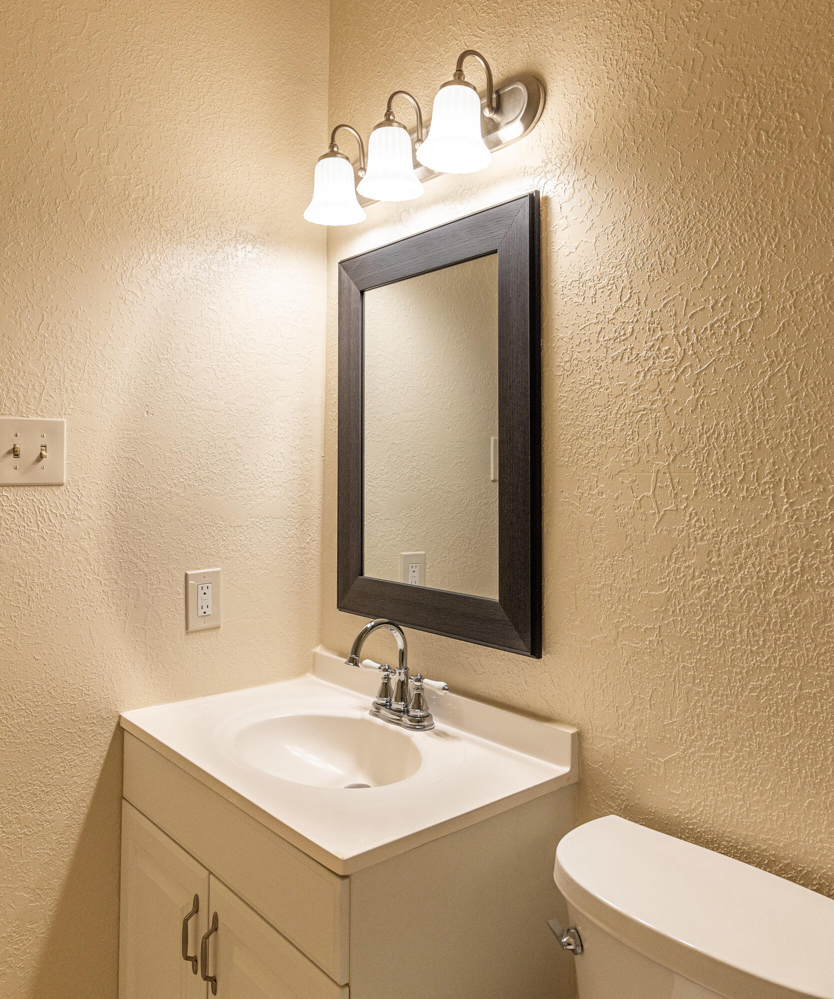 Photo 5 — 206 Princeton Drive SE APT 8
