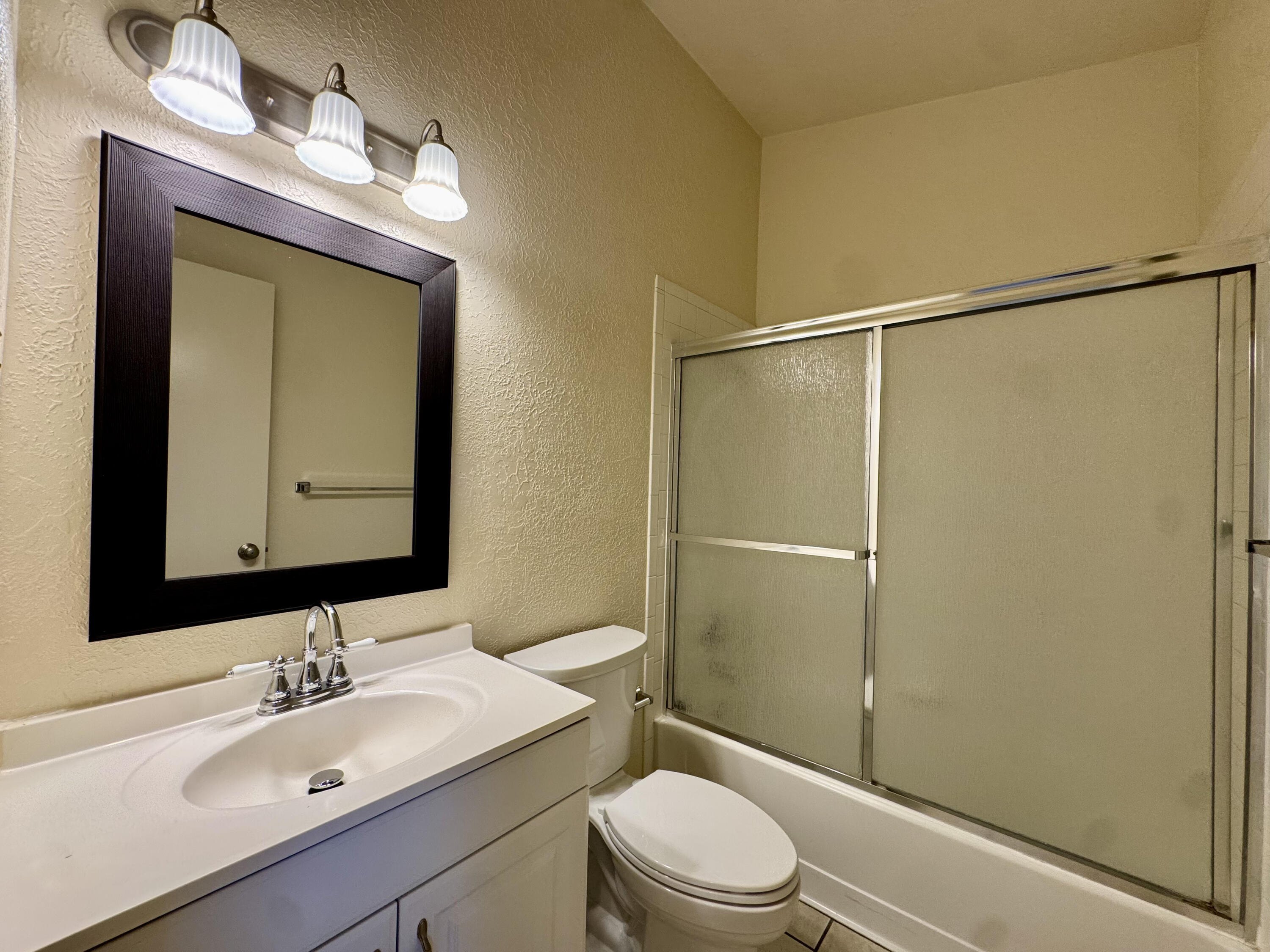 Photo 6 — 206 Princeton Drive SE APT 8
