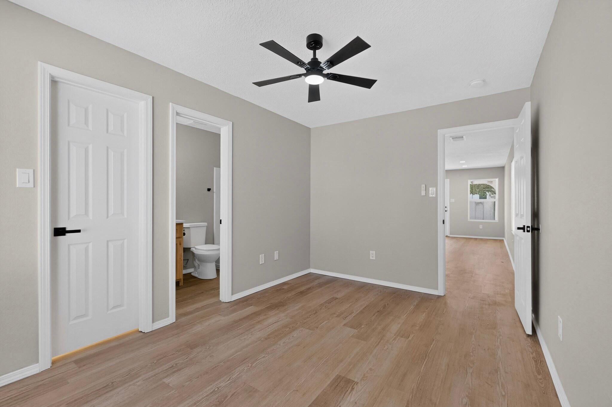 Photo 6 — 7604 Blue Avena Avenue SW