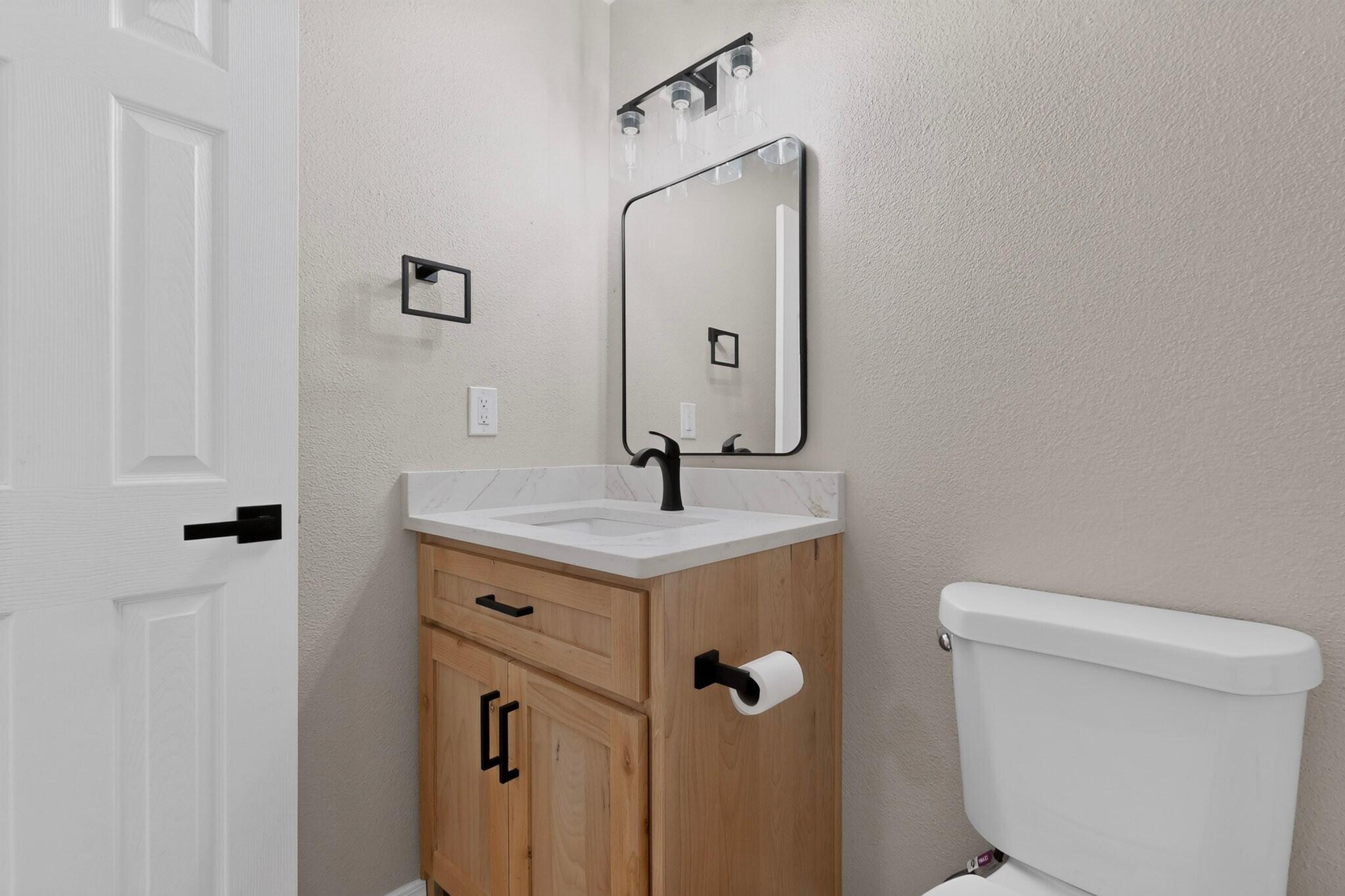 Photo 11 — 7604 Blue Avena Avenue SW