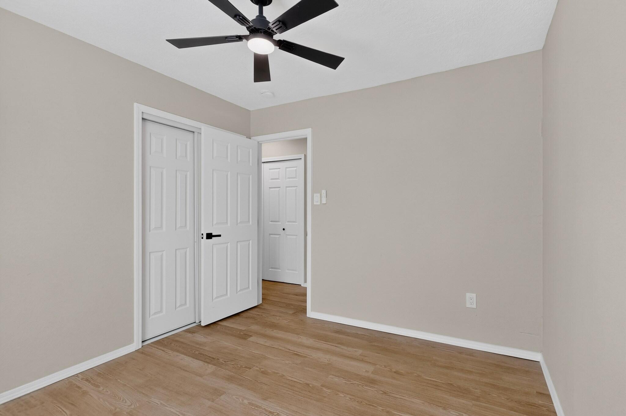 Photo 12 — 7604 Blue Avena Avenue SW