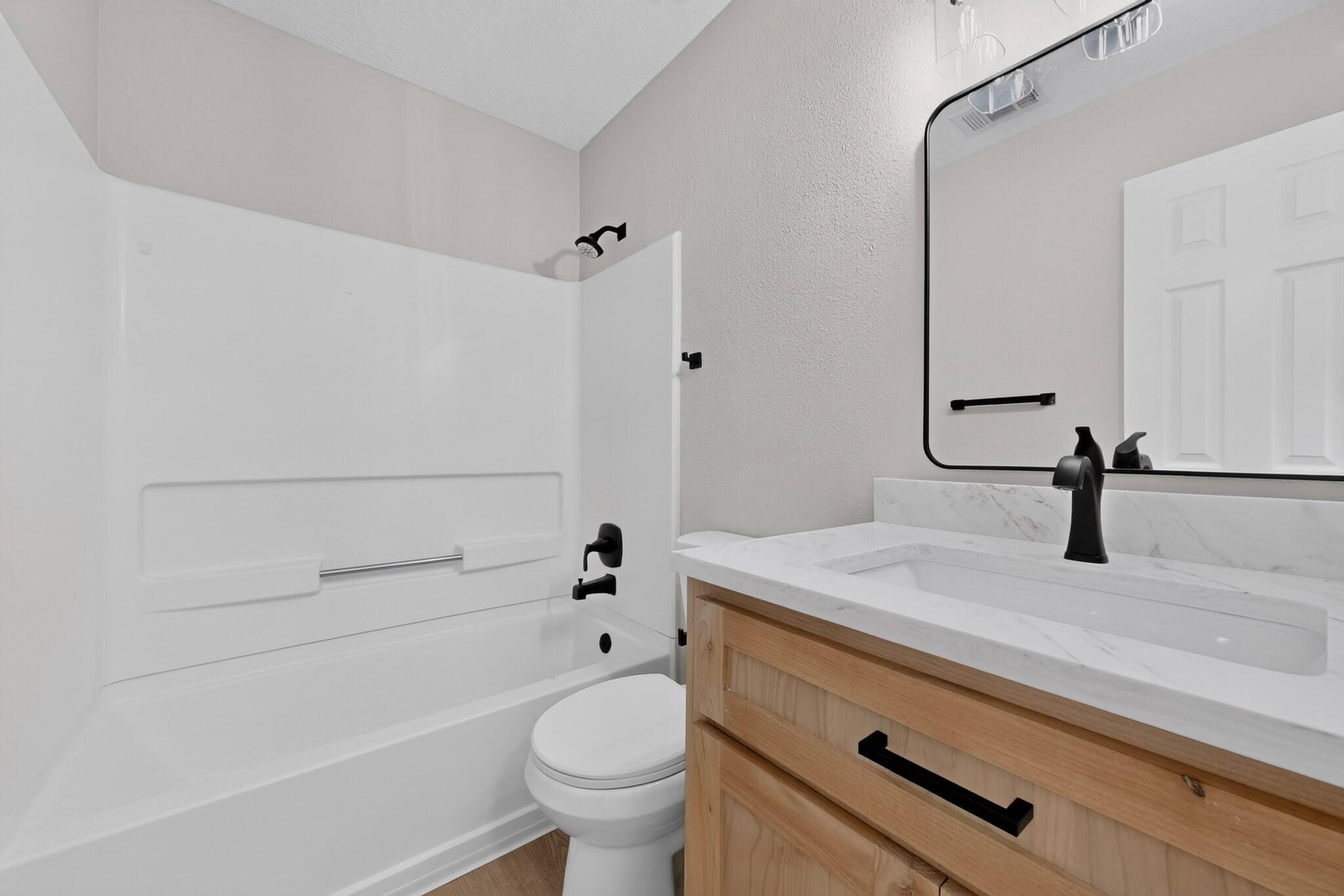 Photo 20 — 7604 Blue Avena Avenue SW