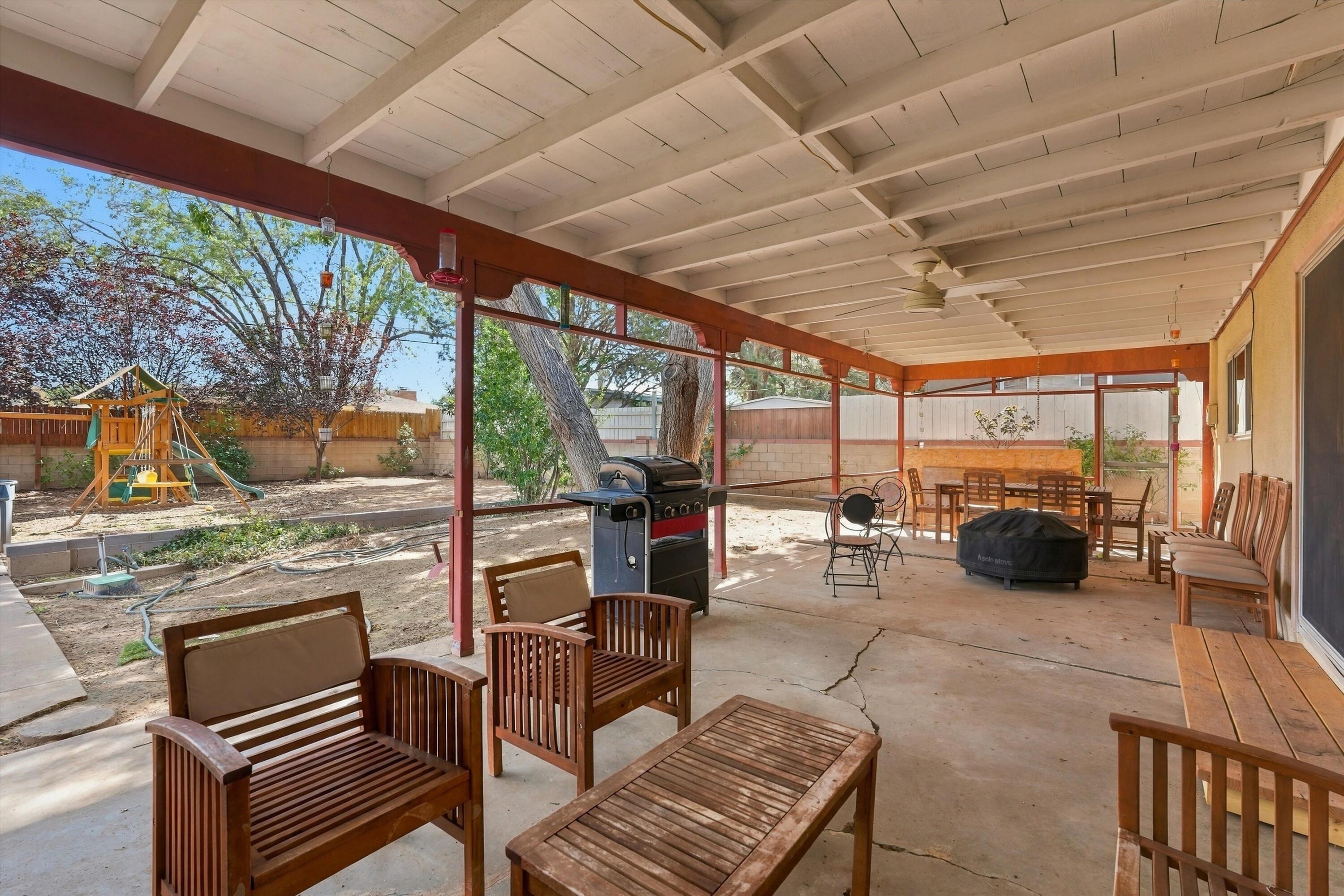 Photo 20 — 1300 Mesilla Street NE